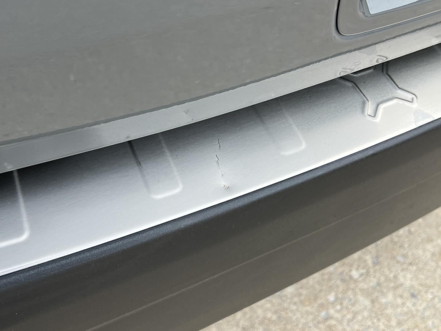 2020 GRAY /Black Cloth Jeep Renegade Latitude 4WD (ZACNJBBB1LP) with an 2.4L 4 Cyl. engine, Automatic transmission, located at 2990 Old Orchard Rd., Jackson, MO, 63755, 37.354214, -89.612106 - 2020 Jeep Renegade Latitude 1-Owner 78xxx miles 4 Wheel Drive 2.4L 4 Cyl. Automatic Backup Camera Heated Seats Heated Steering Wheel Bluetooth Remote Start Cruise Power Windows/Locks/Mirrors We have financing available and we accept trades! Fill out a credit application on our website o - Photo#40