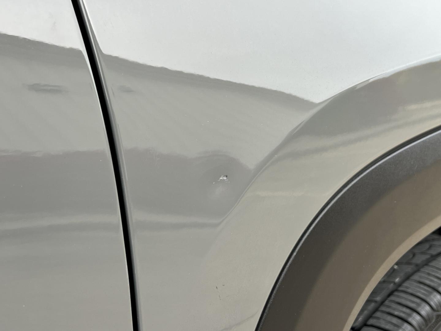 2020 GRAY /Black Cloth Jeep Renegade Latitude 4WD (ZACNJBBB1LP) with an 2.4L 4 Cyl. engine, Automatic transmission, located at 2990 Old Orchard Rd., Jackson, MO, 63755, 37.354214, -89.612106 - 2020 Jeep Renegade Latitude 1-Owner 78xxx miles 4 Wheel Drive 2.4L 4 Cyl. Automatic Backup Camera Heated Seats Heated Steering Wheel Bluetooth Remote Start Cruise Power Windows/Locks/Mirrors We have financing available and we accept trades! Fill out a credit application on our website o - Photo#43