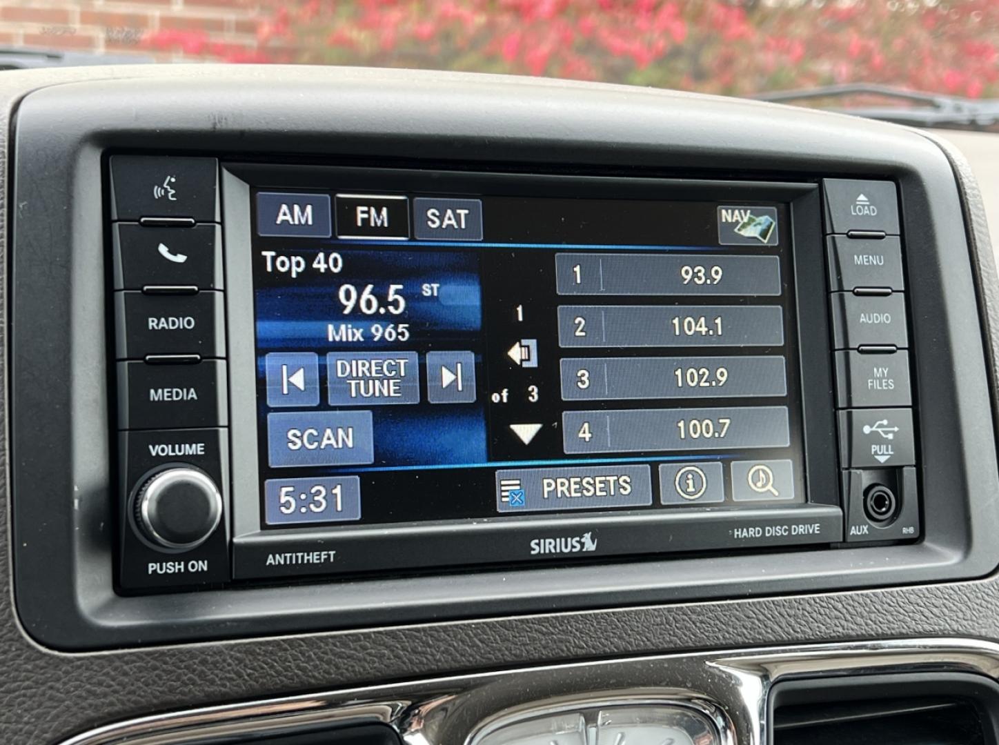 2016 BLUE /Tan Leather Chrysler Town & Country Touring (2C4RC1BG4GR) with an 3.6L V6 DOHC 24V engine, Automatic transmission, located at 2990 Old Orchard Rd., Jackson, MO, 63755, 37.354214, -89.612106 - 2016 Chrysler Town & Country Touring 127xxx miles Front Wheel Drive 3.6L V6 Automatic Leather 3rd Row Backup Camera Rear Entertainment Power Driver Seat Stow 'N Go Bluetooth Cruise Power Windows/Locks/Mirrors We have financing available and we accept trades! Fill out a credit applicati - Photo#26