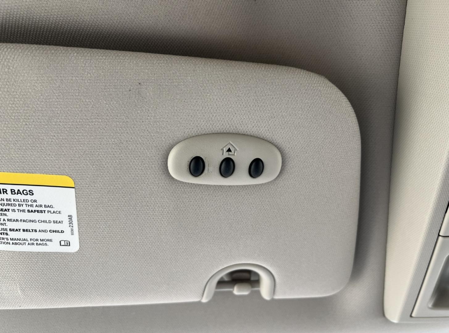 2016 BLUE /Tan Leather Chrysler Town & Country Touring (2C4RC1BG4GR) with an 3.6L V6 DOHC 24V engine, Automatic transmission, located at 2990 Old Orchard Rd., Jackson, MO, 63755, 37.354214, -89.612106 - 2016 Chrysler Town & Country Touring 127xxx miles Front Wheel Drive 3.6L V6 Automatic Leather 3rd Row Backup Camera Rear Entertainment Power Driver Seat Stow 'N Go Bluetooth Cruise Power Windows/Locks/Mirrors We have financing available and we accept trades! Fill out a credit applicati - Photo#29