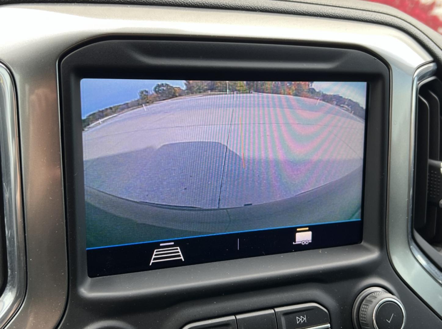 2020 BLACK /Black Leather Chevrolet Silverado 1500 LT Crew Cab 4WD (3GCUYDED6LG) with an 5.3L V8 engine, Automatic transmission, located at 2990 Old Orchard Rd., Jackson, MO, 63755, 37.354214, -89.612106 - 2020 Chevrolet Silverado 1500 LT 143xxx miles 4x4 5.3L V8 Automatic Backup Camera Heated Seats Power Driver Seat Heated Steering Wheel Bluetooth Remote Start Cruise Power Windows/Locks/Mirrors We have financing available and we accept trades! Fill out a credit application on our website - Photo#3