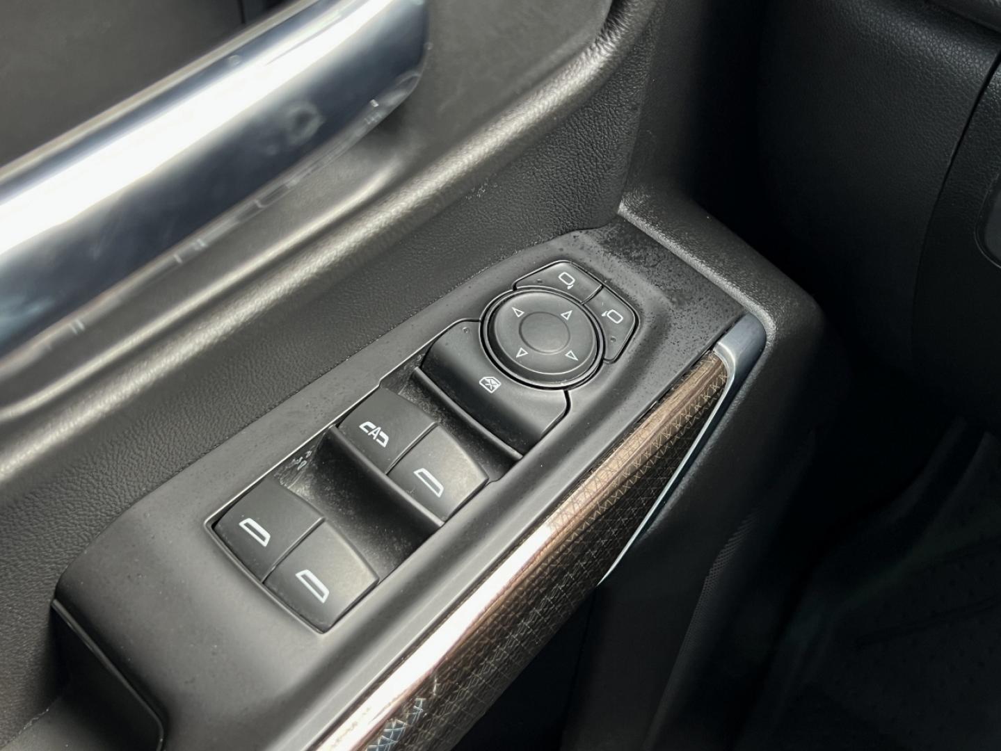 2020 BLACK /Black Leather Chevrolet Silverado 1500 LT Crew Cab 4WD (3GCUYDED6LG) with an 5.3L V8 engine, Automatic transmission, located at 2990 Old Orchard Rd., Jackson, MO, 63755, 37.354214, -89.612106 - 2020 Chevrolet Silverado 1500 LT 143xxx miles 4x4 5.3L V8 Automatic Backup Camera Heated Seats Power Driver Seat Heated Steering Wheel Bluetooth Remote Start Cruise Power Windows/Locks/Mirrors We have financing available and we accept trades! Fill out a credit application on our website - Photo#28