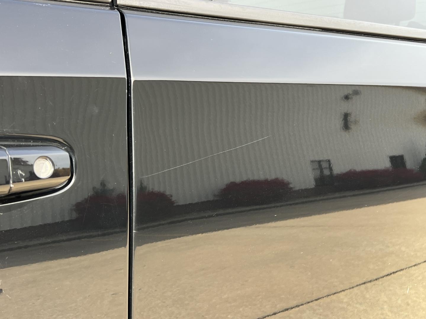 2020 BLACK /Black Leather Chevrolet Silverado 1500 LT Crew Cab 4WD (3GCUYDED6LG) with an 5.3L V8 engine, Automatic transmission, located at 2990 Old Orchard Rd., Jackson, MO, 63755, 37.354214, -89.612106 - 2020 Chevrolet Silverado 1500 LT 143xxx miles 4x4 5.3L V8 Automatic Backup Camera Heated Seats Power Driver Seat Heated Steering Wheel Bluetooth Remote Start Cruise Power Windows/Locks/Mirrors We have financing available and we accept trades! Fill out a credit application on our website - Photo#41