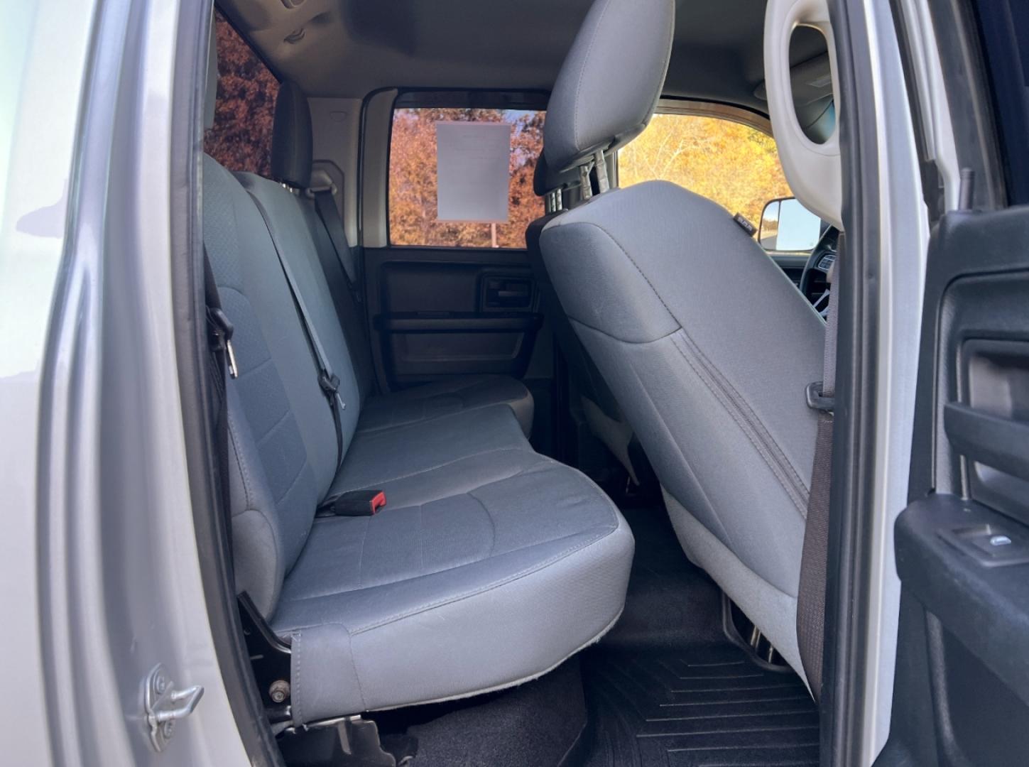 2016 SILVER /Gray Cloth RAM 1500 Tradesman Quad Cab 4WD (1C6RR7FT7GS) with an 5.7L V8 HEMI engine, Automatic transmission, located at 2990 Old Orchard Rd., Jackson, MO, 63755, 37.354214, -89.612106 - 2016 Ram 1500 Tradesman 1-Owner 102xxx miles 4x4 5.7L V8 HEMI Automatic Backup Camera Bluetooth Cruise Power Windows/Locks/Mirrors We have financing available and we accept trades! Fill out a credit application on our website or come by today! If you have any questions, give us a call at - Photo#16