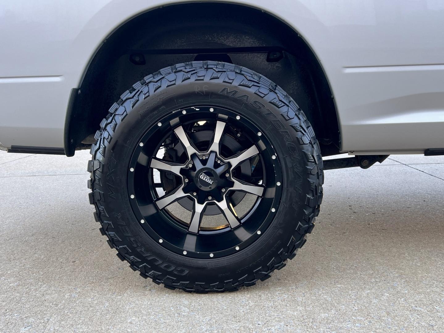 2016 SILVER /Gray Cloth RAM 1500 Tradesman Quad Cab 4WD (1C6RR7FT7GS) with an 5.7L V8 HEMI engine, Automatic transmission, located at 2990 Old Orchard Rd., Jackson, MO, 63755, 37.354214, -89.612106 - 2016 Ram 1500 Tradesman 1-Owner 102xxx miles 4x4 5.7L V8 HEMI Automatic Backup Camera Bluetooth Cruise Power Windows/Locks/Mirrors We have financing available and we accept trades! Fill out a credit application on our website or come by today! If you have any questions, give us a call at - Photo#33