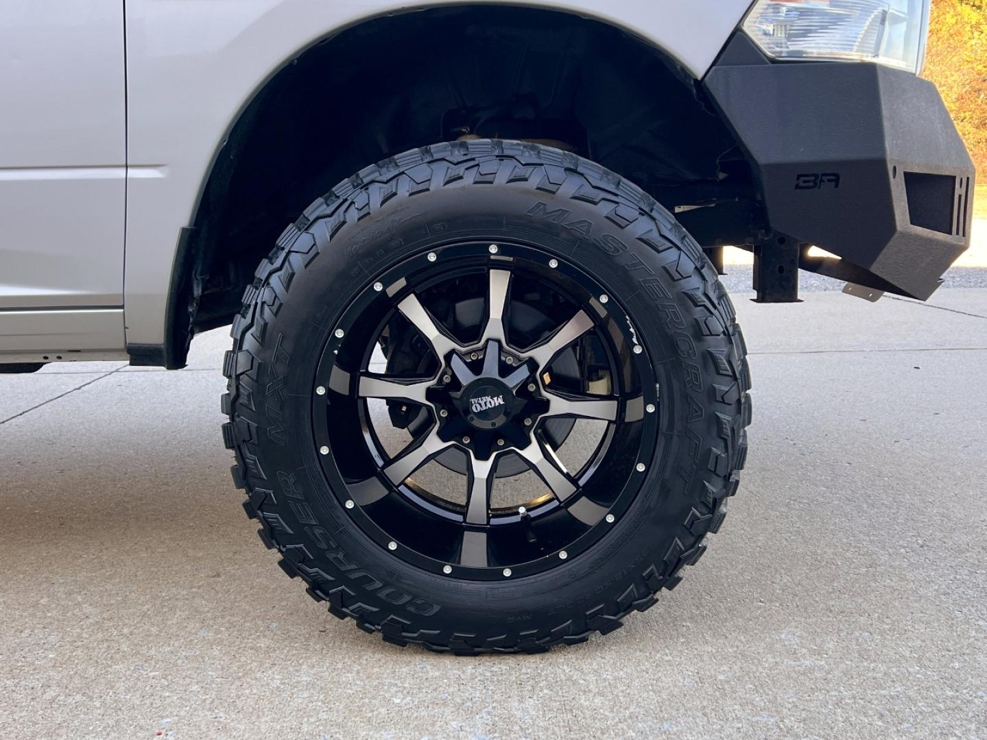 2016 SILVER /Gray Cloth RAM 1500 Tradesman Quad Cab 4WD (1C6RR7FT7GS) with an 5.7L V8 HEMI engine, Automatic transmission, located at 2990 Old Orchard Rd., Jackson, MO, 63755, 37.354214, -89.612106 - 2016 Ram 1500 Tradesman 1-Owner 102xxx miles 4x4 5.7L V8 HEMI Automatic Backup Camera Bluetooth Cruise Power Windows/Locks/Mirrors We have financing available and we accept trades! Fill out a credit application on our website or come by today! If you have any questions, give us a call at - Photo#34