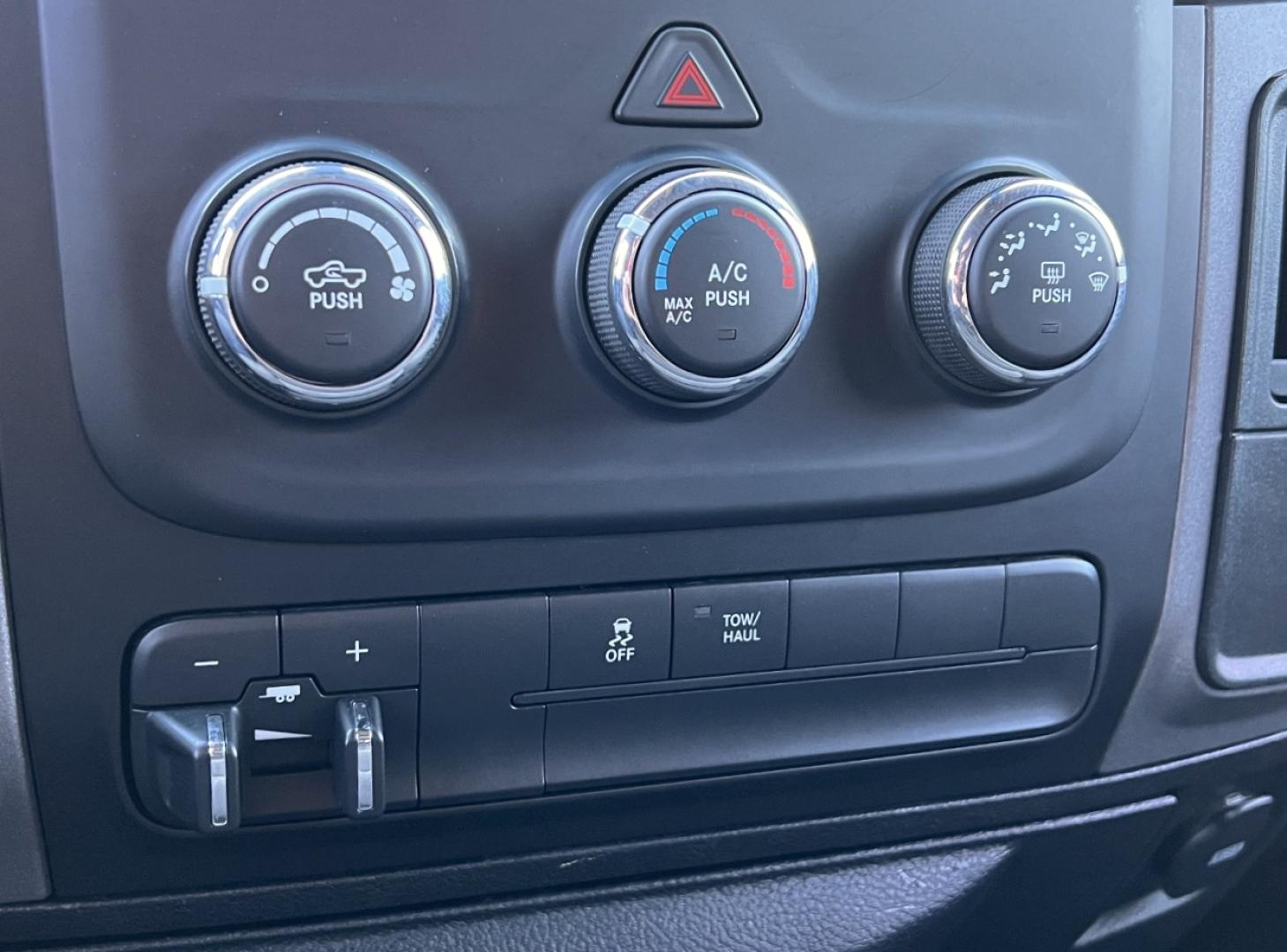 2016 SILVER /Gray Cloth RAM 1500 Tradesman Quad Cab 4WD (1C6RR7FT7GS) with an 5.7L V8 HEMI engine, Automatic transmission, located at 2990 Old Orchard Rd., Jackson, MO, 63755, 37.354214, -89.612106 - 2016 Ram 1500 Tradesman 1-Owner 102xxx miles 4x4 5.7L V8 HEMI Automatic Backup Camera Bluetooth Cruise Power Windows/Locks/Mirrors We have financing available and we accept trades! Fill out a credit application on our website or come by today! If you have any questions, give us a call at - Photo#24