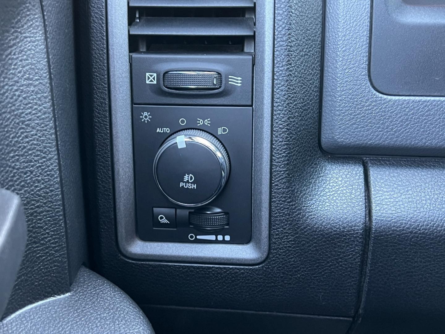 2016 SILVER /Gray Cloth RAM 1500 Tradesman Quad Cab 4WD (1C6RR7FT7GS) with an 5.7L V8 HEMI engine, Automatic transmission, located at 2990 Old Orchard Rd., Jackson, MO, 63755, 37.354214, -89.612106 - 2016 Ram 1500 Tradesman 1-Owner 102xxx miles 4x4 5.7L V8 HEMI Automatic Backup Camera Bluetooth Cruise Power Windows/Locks/Mirrors We have financing available and we accept trades! Fill out a credit application on our website or come by today! If you have any questions, give us a call at - Photo#27