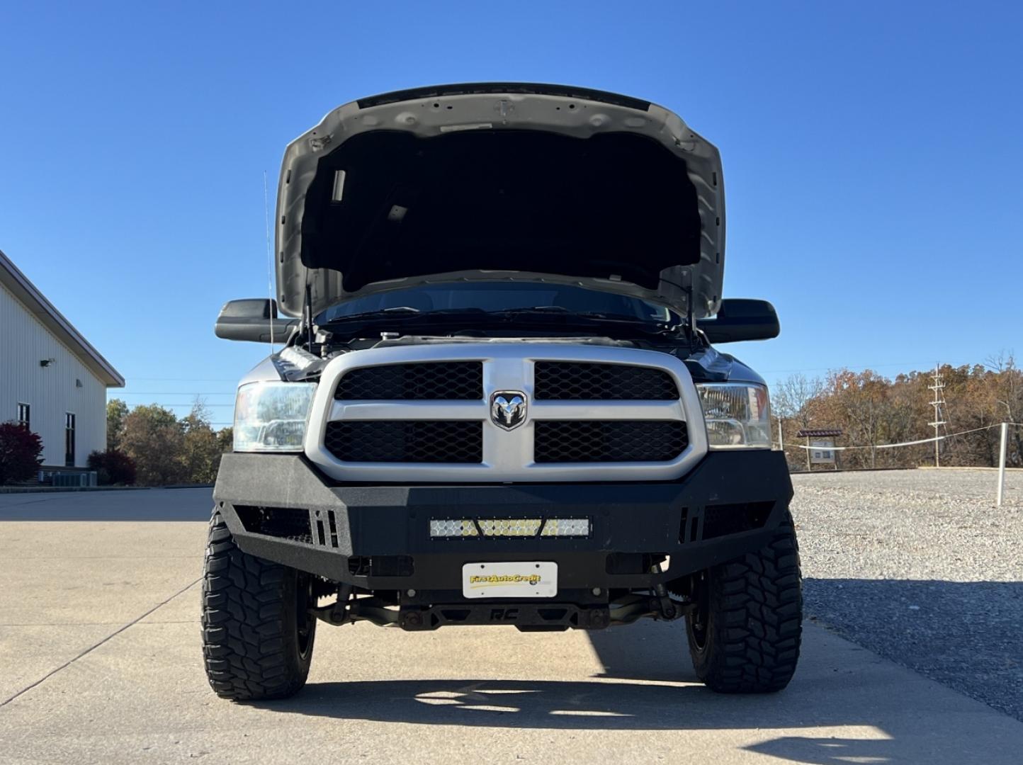 2016 SILVER /Gray Cloth RAM 1500 Tradesman Quad Cab 4WD (1C6RR7FT7GS) with an 5.7L V8 HEMI engine, Automatic transmission, located at 2990 Old Orchard Rd., Jackson, MO, 63755, 37.354214, -89.612106 - 2016 Ram 1500 Tradesman 1-Owner 102xxx miles 4x4 5.7L V8 HEMI Automatic Backup Camera Bluetooth Cruise Power Windows/Locks/Mirrors We have financing available and we accept trades! Fill out a credit application on our website or come by today! If you have any questions, give us a call at - Photo#28