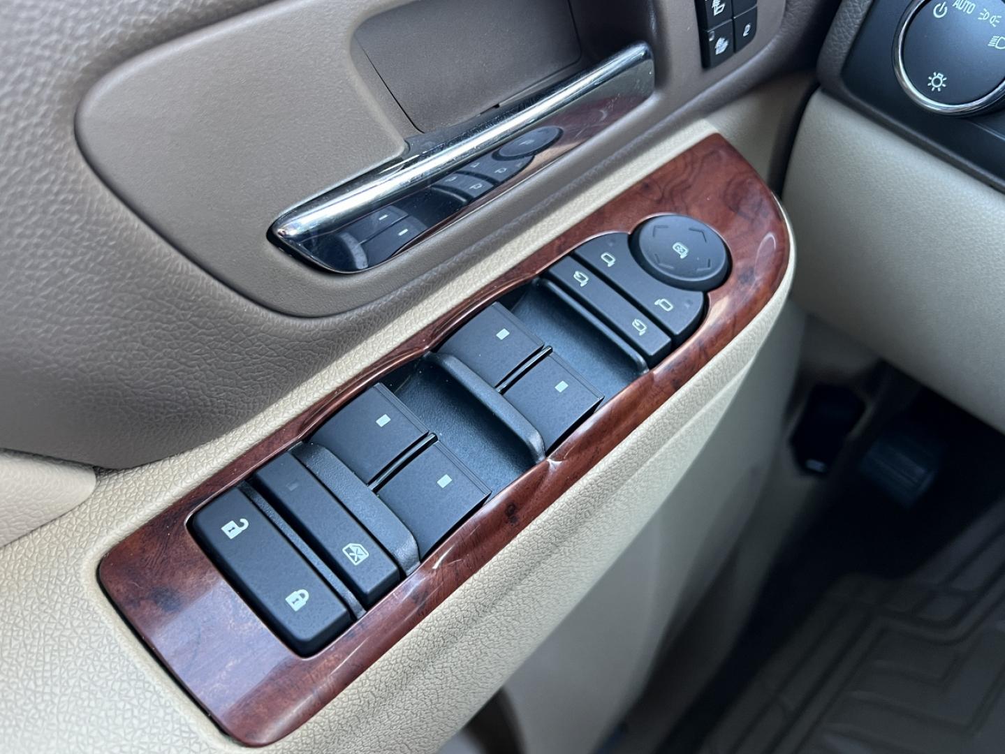 2011 TAN /Tan Leather Chevrolet Avalanche LTZ 4WD (3GNTKGE32BG) with an 5.3L V8 engine, Automatic transmission, located at 2990 Old Orchard Rd., Jackson, MO, 63755, 37.354214, -89.612106 - 2011 Chevrolet Avalanche LTZ 132xxx miles 4x4 5.3L V8 Automatic Leather Navigation Rear Entertainment Backup Camera Power/Heated/Cooled Seats Remote Start Cruise Power Windows/Locks/Mirrors We have financing available and we accept trades! Fill out a credit application on our website or - Photo#30