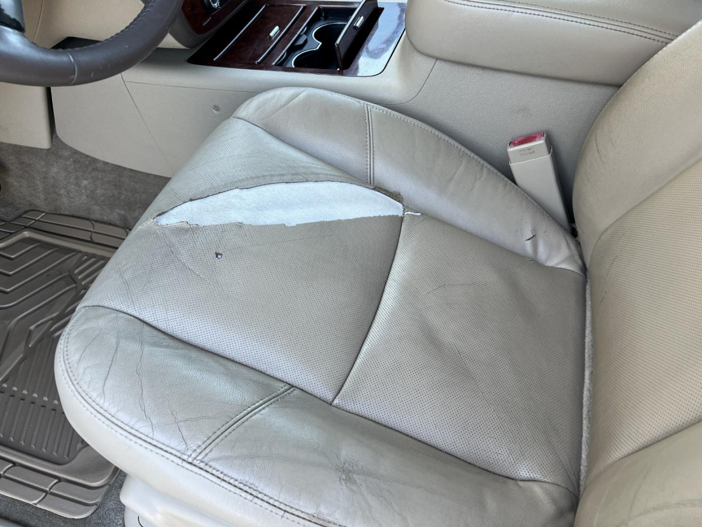 2011 TAN /Tan Leather Chevrolet Avalanche LTZ 4WD (3GNTKGE32BG) with an 5.3L V8 engine, Automatic transmission, located at 2990 Old Orchard Rd., Jackson, MO, 63755, 37.354214, -89.612106 - 2011 Chevrolet Avalanche LTZ 132xxx miles 4x4 5.3L V8 Automatic Leather Navigation Rear Entertainment Backup Camera Power/Heated/Cooled Seats Remote Start Cruise Power Windows/Locks/Mirrors We have financing available and we accept trades! Fill out a credit application on our website or - Photo#48