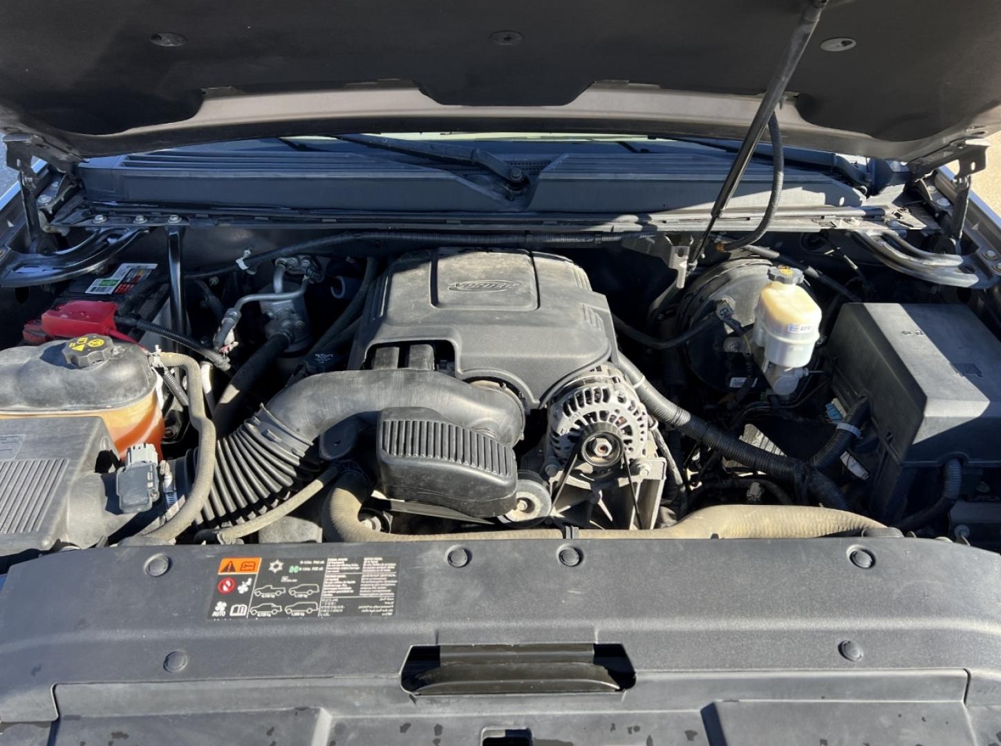 2011 TAN /Tan Leather Chevrolet Avalanche LTZ 4WD (3GNTKGE32BG) with an 5.3L V8 engine, Automatic transmission, located at 2990 Old Orchard Rd., Jackson, MO, 63755, 37.354214, -89.612106 - 2011 Chevrolet Avalanche LTZ 132xxx miles 4x4 5.3L V8 Automatic Leather Navigation Rear Entertainment Backup Camera Power/Heated/Cooled Seats Remote Start Cruise Power Windows/Locks/Mirrors We have financing available and we accept trades! Fill out a credit application on our website or - Photo#36