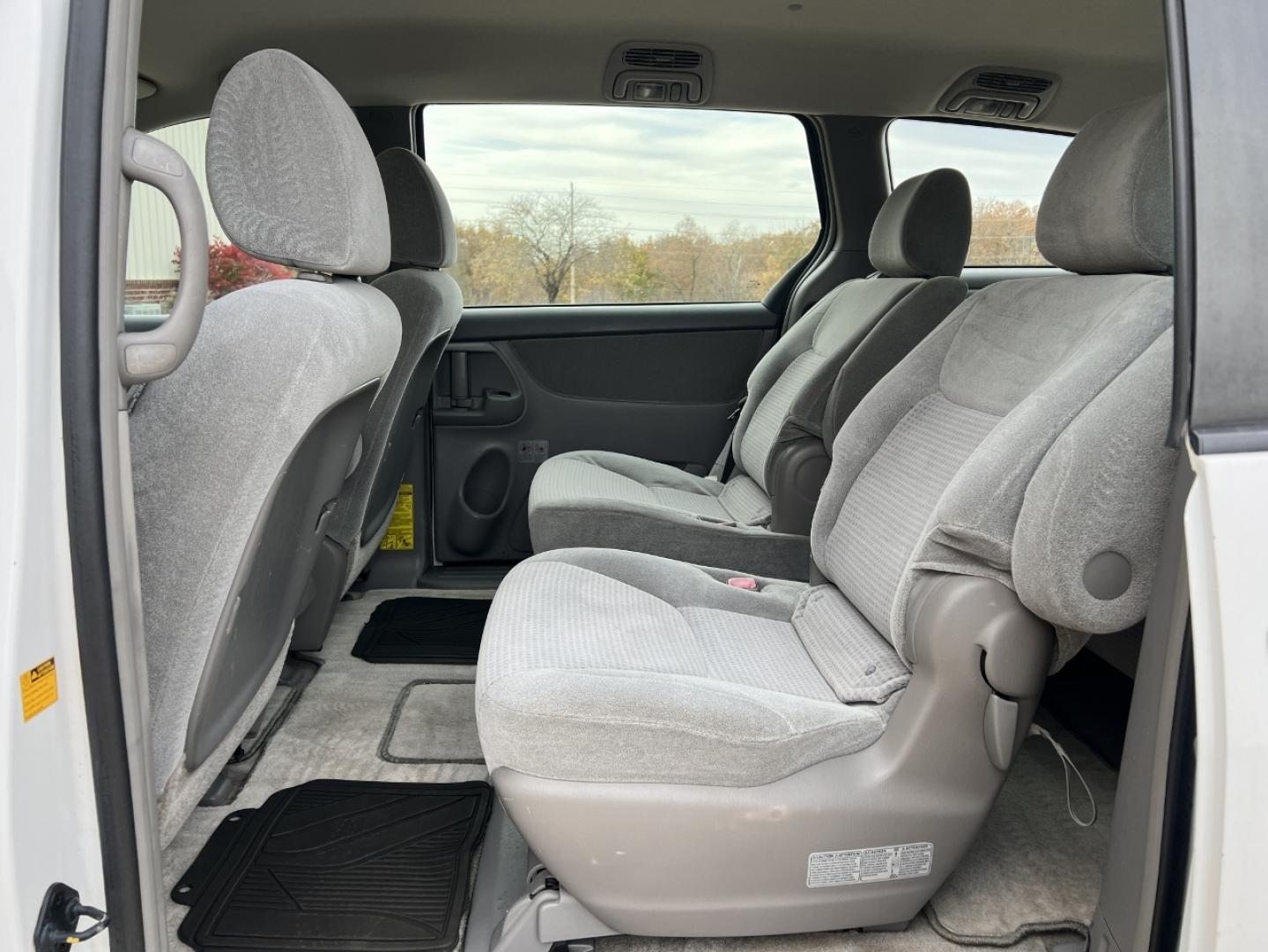 2009 WHITE /Gray Cloth Toyota Sienna CE FWD 7-Passenger (5TDZK23C79S) with an 3.5L V6 engine, Automatic transmission, located at 2990 Old Orchard Rd., Jackson, MO, 63755, 37.354214, -89.612106 - 2009 Toyota Sienna CE 193xxx miles Front Wheel Drive 3.5L V6 Automatic 3rd Row Cruise Power Windows/Locks/Mirrors We have financing available and we accept trades! Fill out a credit application on our website or come by today! If you have any questions, give us a call at (573) 204-7777 or v - Photo#13