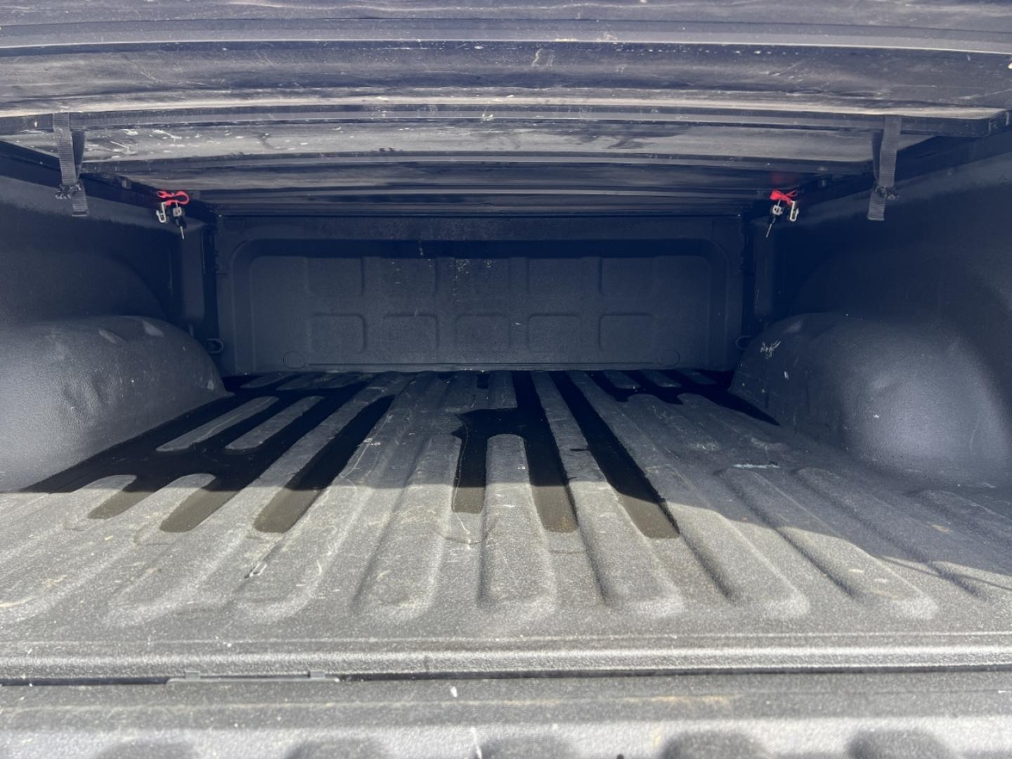 2016 BLACK /Black Leather RAM 2500 Laramie Crew Cab SWB 4WD (3C6UR5FJ5GG) with an 6.4L V8 engine, Automatic transmission, located at 2990 Old Orchard Rd., Jackson, MO, 63755, 37.354214, -89.612106 - 2016 Ram 2500HD Laramie 114xxx miles 4x4 6.4L V8 Automatic Leather Navigation Power/Heated/Cooled Seats Heated Rear Seats Heated Steering Wheel Backup Camera Bluetooth Remote Start Cruise Power Windows/Locks/Mirrors We have financing available and we accept trades! Fill out a credit a - Photo#23