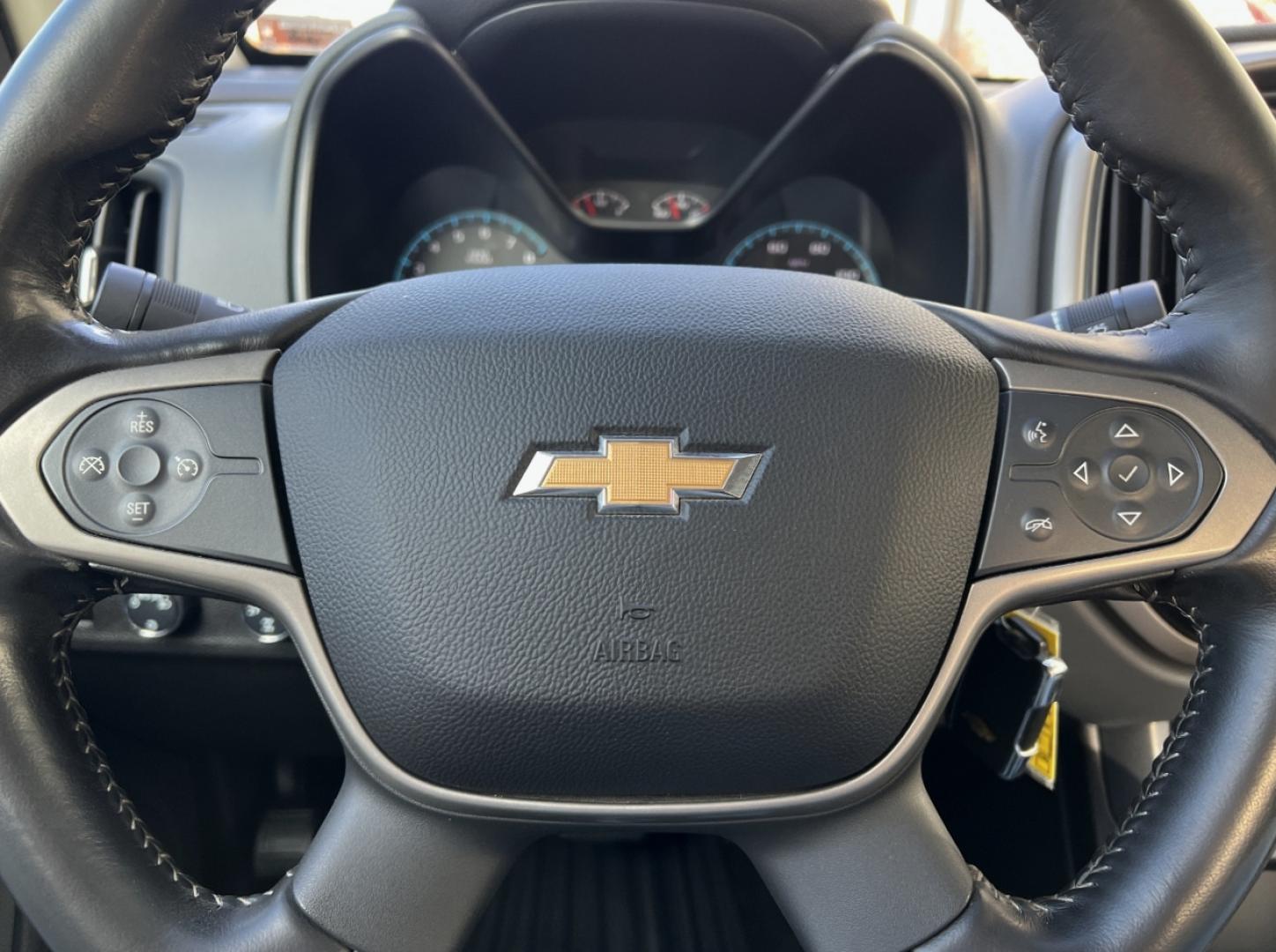 2018 BLACK /Black Leather Chevrolet Colorado Z71 Crew Cab 4WD Short Box (1GCGTDEN6J1) with an 3.6L V6 engine, Automatic transmission, located at 2990 Old Orchard Rd., Jackson, MO, 63755, 37.354214, -89.612106 - 2018 Chevrolet Colorado Z71 97xxx miles 4x4 3.6L V6 Automatic Leather Navigation Power/Heated Seats Backup Camera Bluetooth Remote Start Cruise Power Windows/Locks/Mirrors We have financing available and we accept trades! Fill out a credit application on our website or come by today! I - Photo#23