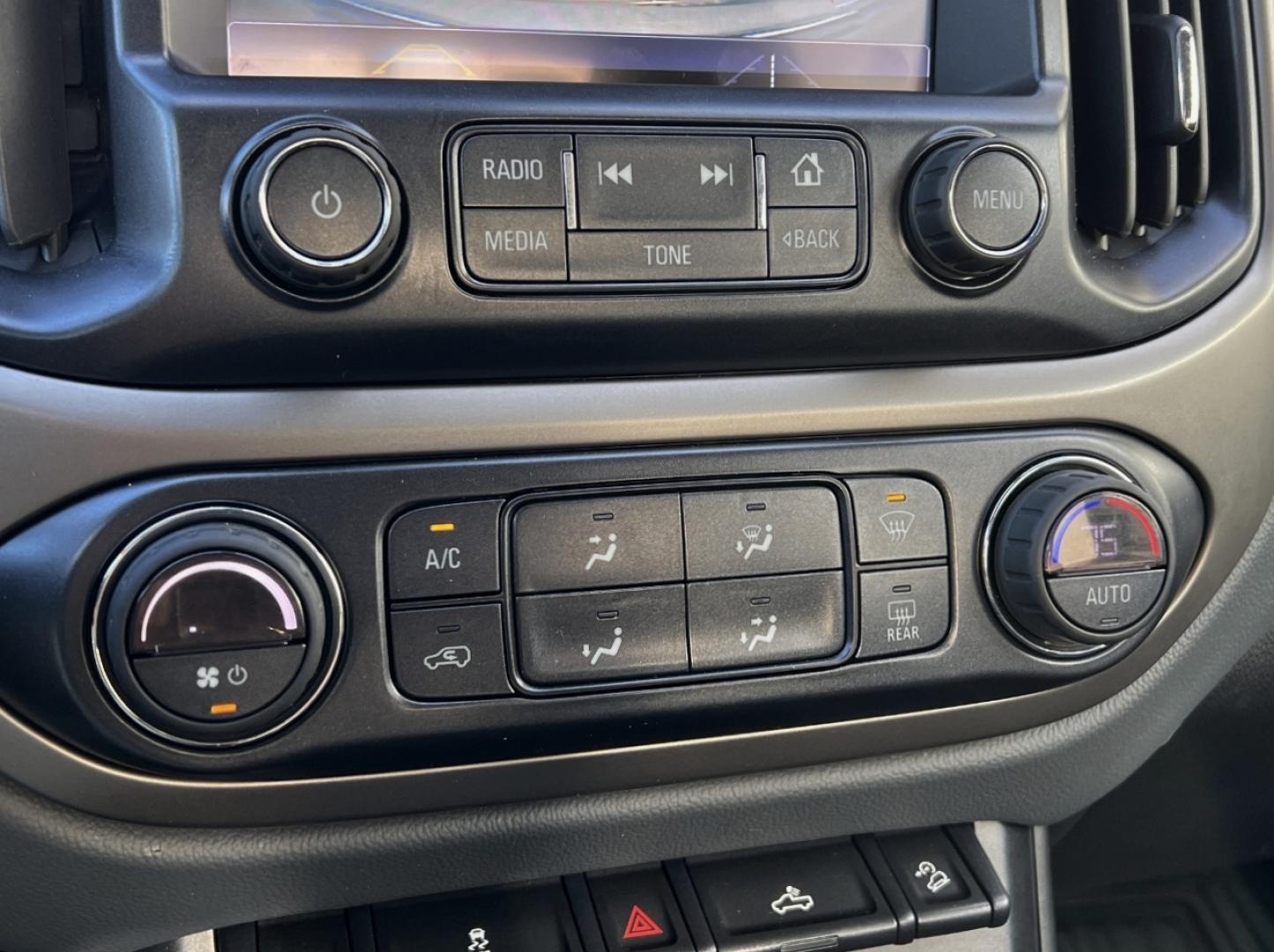 2018 BLACK /Black Leather Chevrolet Colorado Z71 Crew Cab 4WD Short Box (1GCGTDEN6J1) with an 3.6L V6 engine, Automatic transmission, located at 2990 Old Orchard Rd., Jackson, MO, 63755, 37.354214, -89.612106 - 2018 Chevrolet Colorado Z71 97xxx miles 4x4 3.6L V6 Automatic Leather Navigation Power/Heated Seats Backup Camera Bluetooth Remote Start Cruise Power Windows/Locks/Mirrors We have financing available and we accept trades! Fill out a credit application on our website or come by today! I - Photo#26