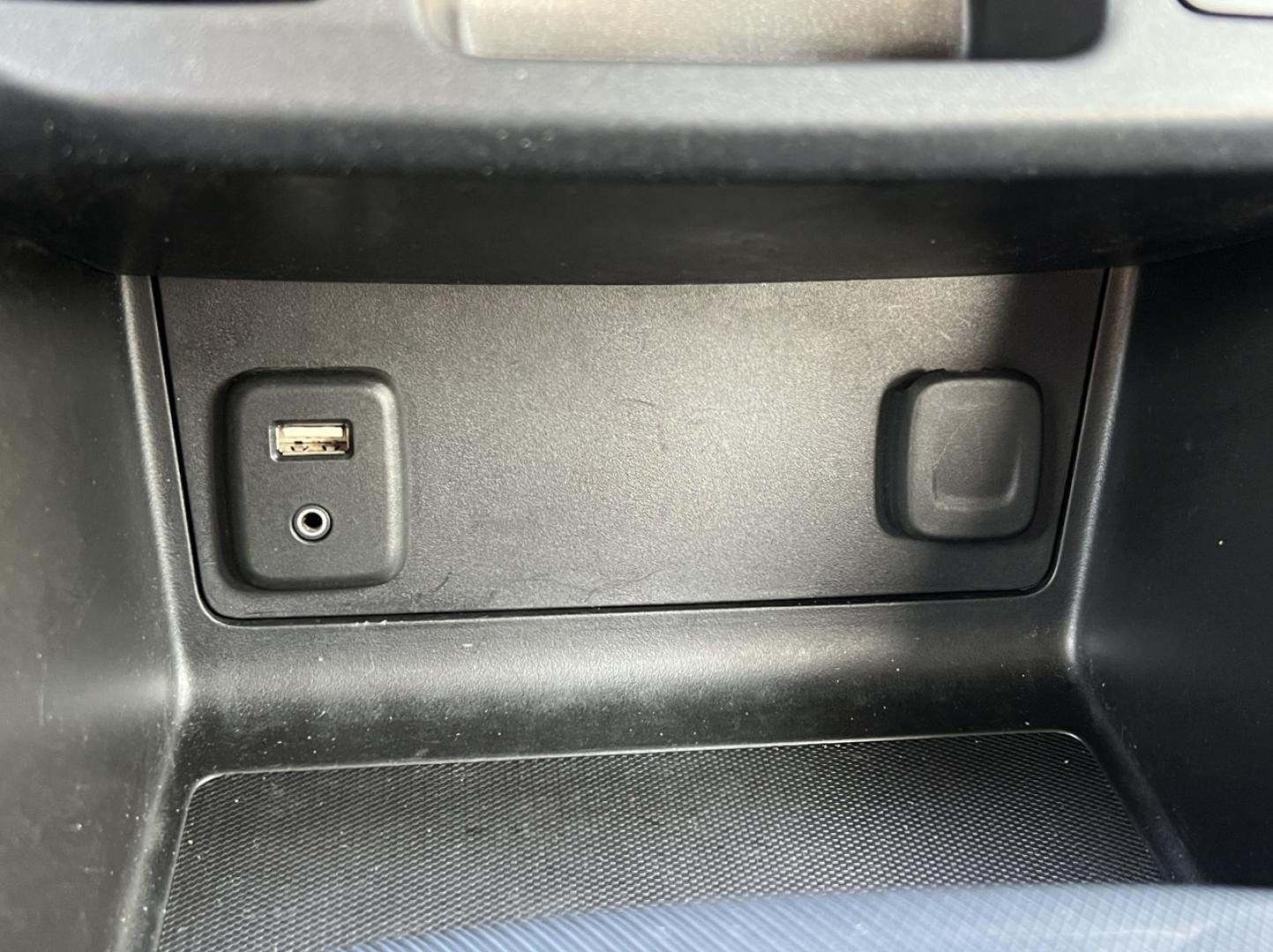 2018 BLACK /Black Leather Chevrolet Colorado Z71 Crew Cab 4WD Short Box (1GCGTDEN6J1) with an 3.6L V6 engine, Automatic transmission, located at 2990 Old Orchard Rd., Jackson, MO, 63755, 37.354214, -89.612106 - 2018 Chevrolet Colorado Z71 97xxx miles 4x4 3.6L V6 Automatic Leather Navigation Power/Heated Seats Backup Camera Bluetooth Remote Start Cruise Power Windows/Locks/Mirrors We have financing available and we accept trades! Fill out a credit application on our website or come by today! I - Photo#27