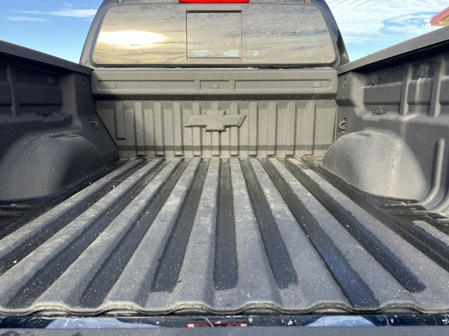 2018 BLACK /Black Leather Chevrolet Colorado Z71 Crew Cab 4WD Short Box (1GCGTDEN6J1) with an 3.6L V6 engine, Automatic transmission, located at 2990 Old Orchard Rd., Jackson, MO, 63755, 37.354214, -89.612106 - 2018 Chevrolet Colorado Z71 97xxx miles 4x4 3.6L V6 Automatic Leather Navigation Power/Heated Seats Backup Camera Bluetooth Remote Start Cruise Power Windows/Locks/Mirrors We have financing available and we accept trades! Fill out a credit application on our website or come by today! I - Photo#21