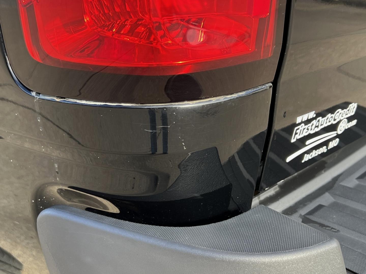 2018 BLACK /Black Leather Chevrolet Colorado Z71 Crew Cab 4WD Short Box (1GCGTDEN6J1) with an 3.6L V6 engine, Automatic transmission, located at 2990 Old Orchard Rd., Jackson, MO, 63755, 37.354214, -89.612106 - 2018 Chevrolet Colorado Z71 97xxx miles 4x4 3.6L V6 Automatic Leather Navigation Power/Heated Seats Backup Camera Bluetooth Remote Start Cruise Power Windows/Locks/Mirrors We have financing available and we accept trades! Fill out a credit application on our website or come by today! I - Photo#42