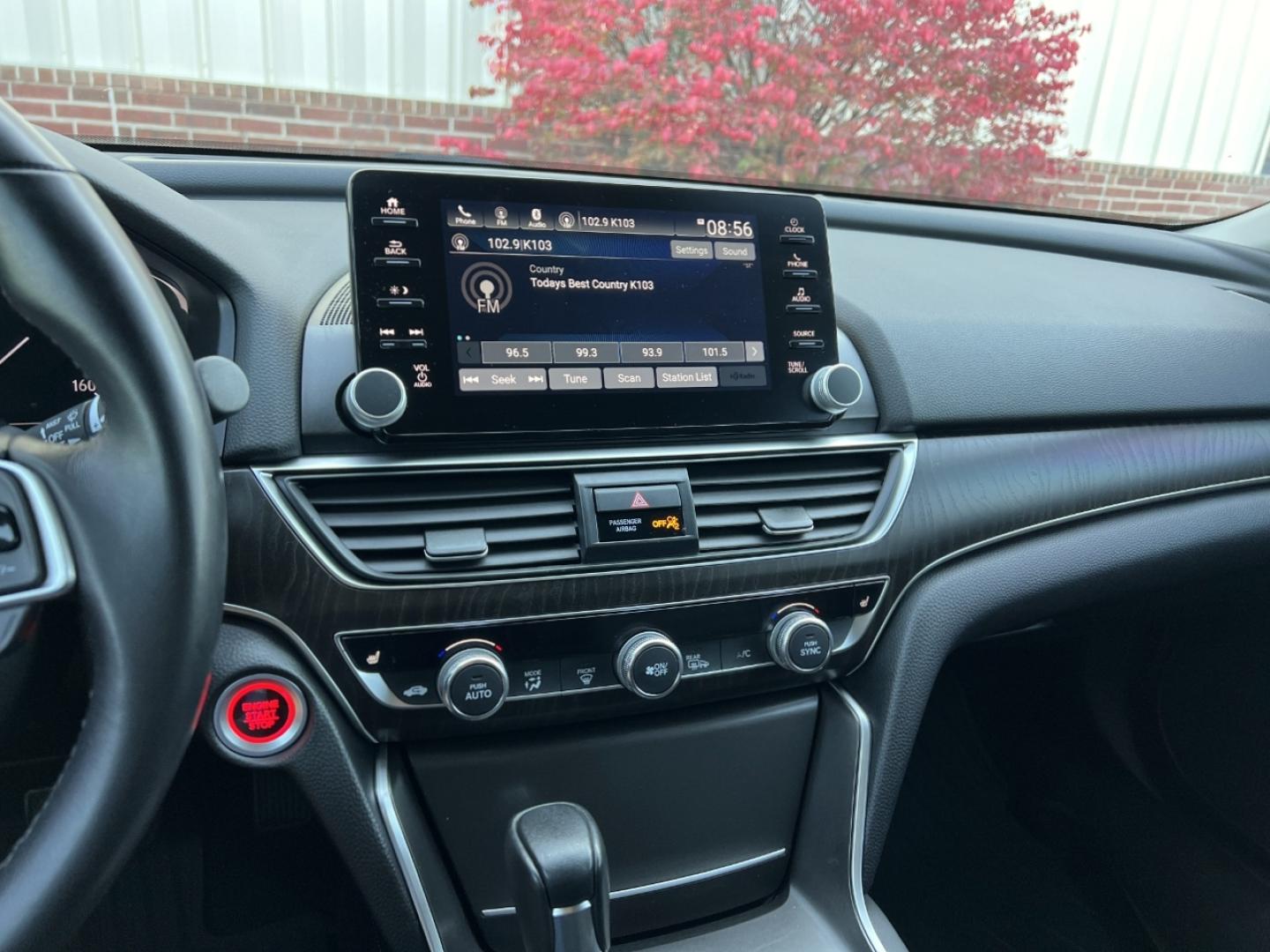 2021 WHITE /Black Leather Honda Accord EX-L (1HGCV1F56MA) with an 1.5L 4 Cyl. TURBO engine, Automatic transmission, located at 2990 Old Orchard Rd., Jackson, MO, 63755, 37.354214, -89.612106 - 2021 Honda Accord EX-L 1-Owner 91xxx miles Front Wheel Drive 1.5L 4 Cyl. Automatic Leather Backup Camera Power/Heated Seats Sunroof Bluetooth Remote Start Cruise Power Windows/Locks/Mirrors We have financing available and we accept trades! Fill out a credit application on our website o - Photo#26