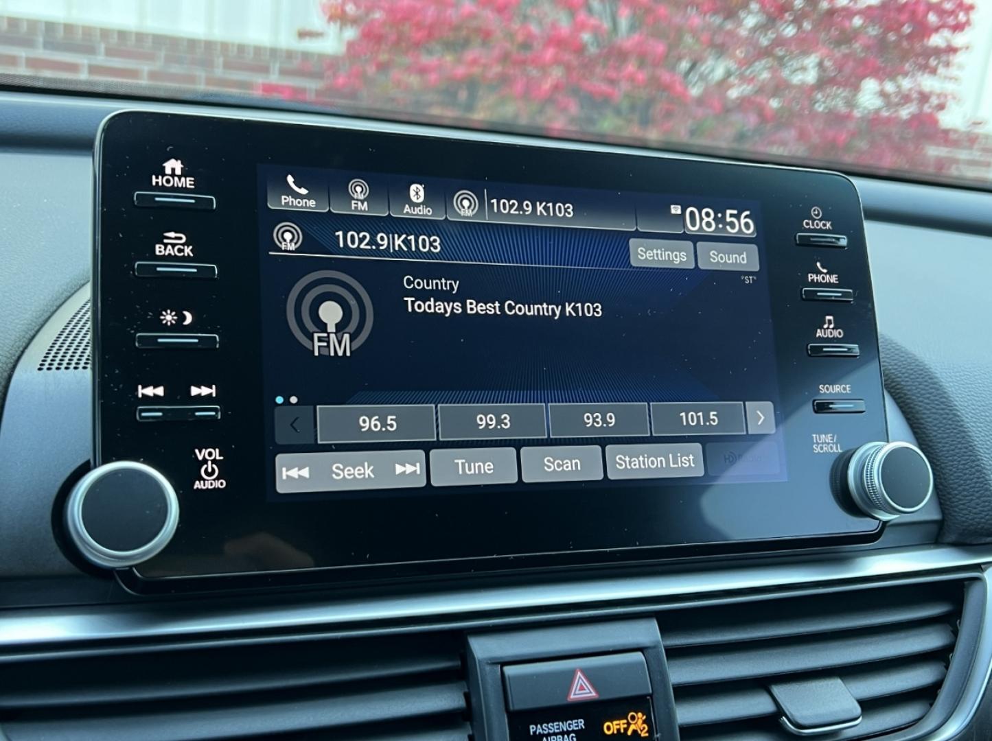 2021 WHITE /Black Leather Honda Accord EX-L (1HGCV1F56MA) with an 1.5L 4 Cyl. TURBO engine, Automatic transmission, located at 2990 Old Orchard Rd., Jackson, MO, 63755, 37.354214, -89.612106 - 2021 Honda Accord EX-L 1-Owner 91xxx miles Front Wheel Drive 1.5L 4 Cyl. Automatic Leather Backup Camera Power/Heated Seats Sunroof Bluetooth Remote Start Cruise Power Windows/Locks/Mirrors We have financing available and we accept trades! Fill out a credit application on our website o - Photo#27