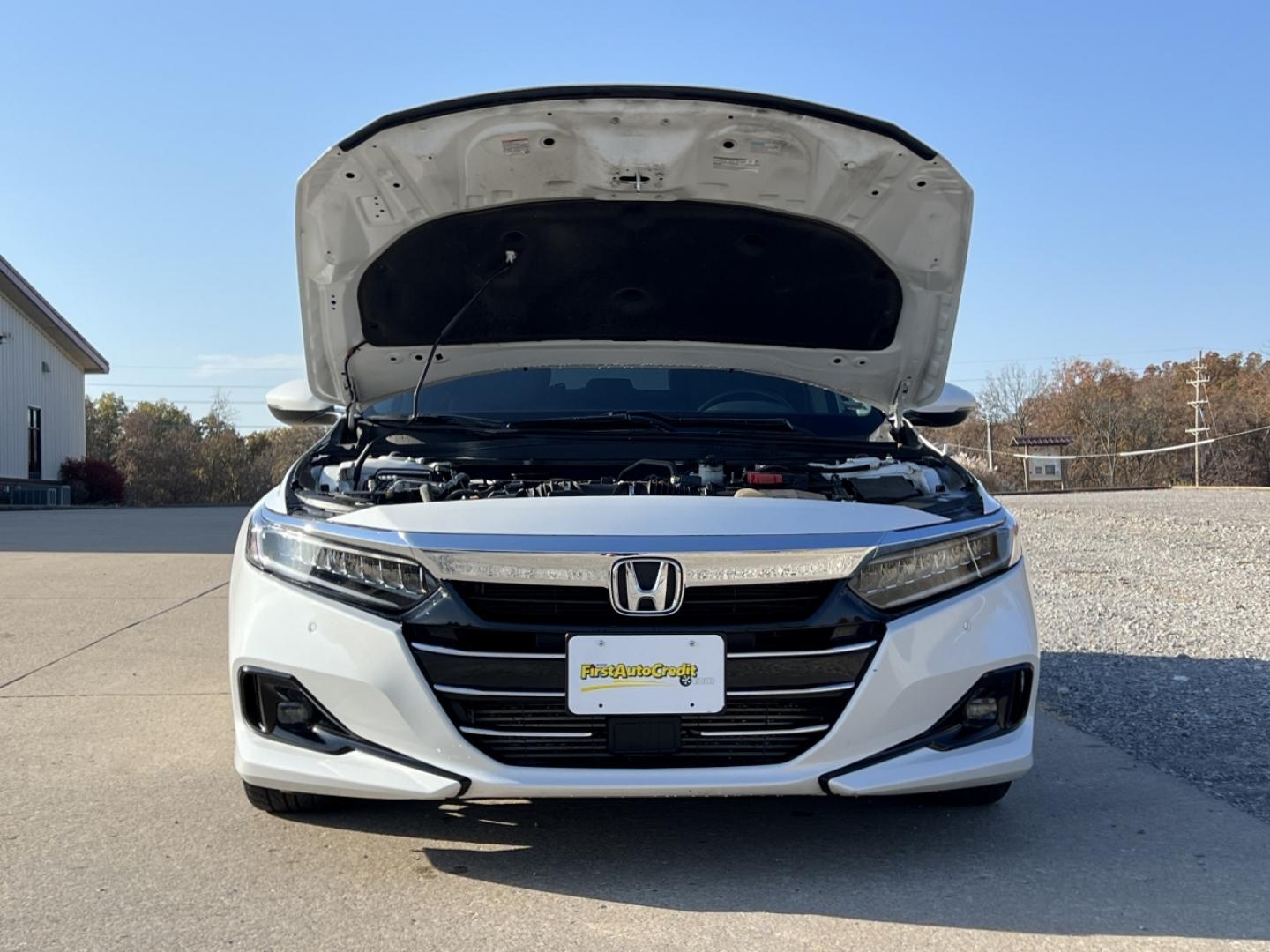 2021 WHITE /Black Leather Honda Accord EX-L (1HGCV1F56MA) with an 1.5L 4 Cyl. TURBO engine, Automatic transmission, located at 2990 Old Orchard Rd., Jackson, MO, 63755, 37.354214, -89.612106 - 2021 Honda Accord EX-L 1-Owner 91xxx miles Front Wheel Drive 1.5L 4 Cyl. Automatic Leather Backup Camera Power/Heated Seats Sunroof Bluetooth Remote Start Cruise Power Windows/Locks/Mirrors We have financing available and we accept trades! Fill out a credit application on our website o - Photo#35