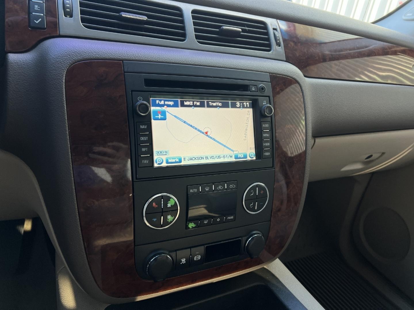 2011 GRAY /Tan Leather Chevrolet Silverado 3500HD LTZ Crew Cab 4WD (1GC4K1C8XBF) with an 6.6L V8 TURBO DIESEL engine, Automatic transmission, located at 2990 Old Orchard Rd., Jackson, MO, 63755, 37.354214, -89.612106 - 2011 Chevrolet Silverado 3500HD LTZ 108xxx miles 4x4 6.6L V8 Turbo Diesel Automatic Leather New Tires Navigation Power/Heated Seats Remote Start Cruise Power Windows/Locks/Mirrors We have financing available and we accept trades! Fill out a credit application on our website or come by to - Photo#24