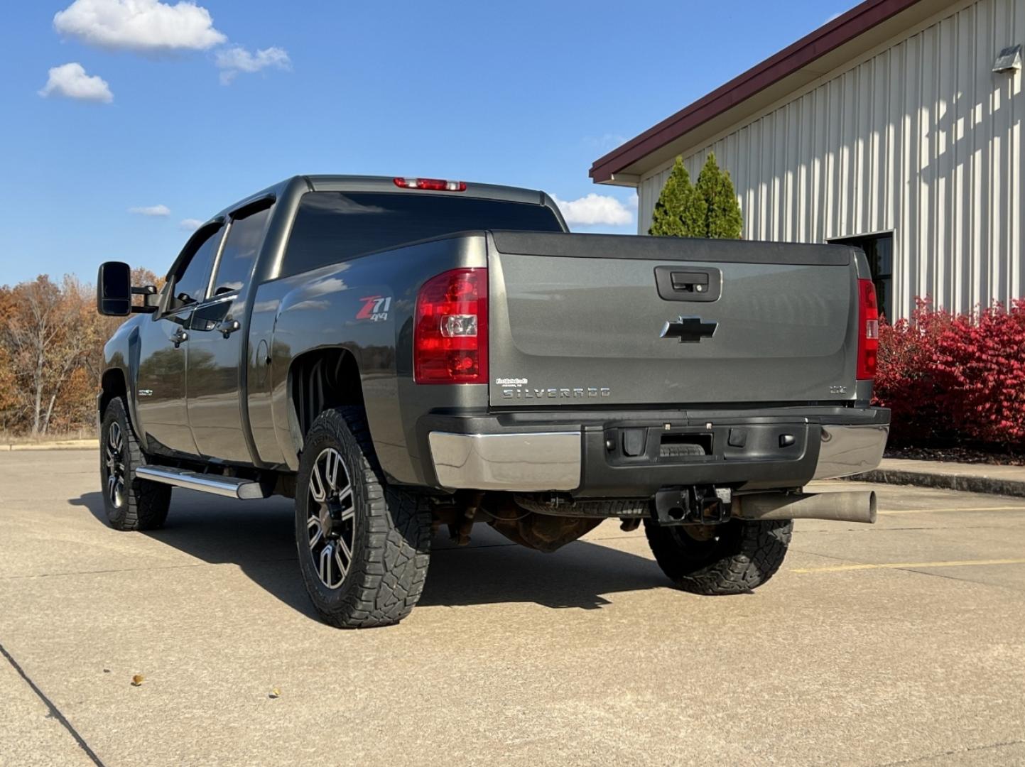2011 GRAY /Tan Leather Chevrolet Silverado 3500HD LTZ Crew Cab 4WD (1GC4K1C8XBF) with an 6.6L V8 TURBO DIESEL engine, Automatic transmission, located at 2990 Old Orchard Rd., Jackson, MO, 63755, 37.354214, -89.612106 - 2011 Chevrolet Silverado 3500HD LTZ 108xxx miles 4x4 6.6L V8 Turbo Diesel Automatic Leather New Tires Navigation Power/Heated Seats Remote Start Cruise Power Windows/Locks/Mirrors We have financing available and we accept trades! Fill out a credit application on our website or come by to - Photo#10