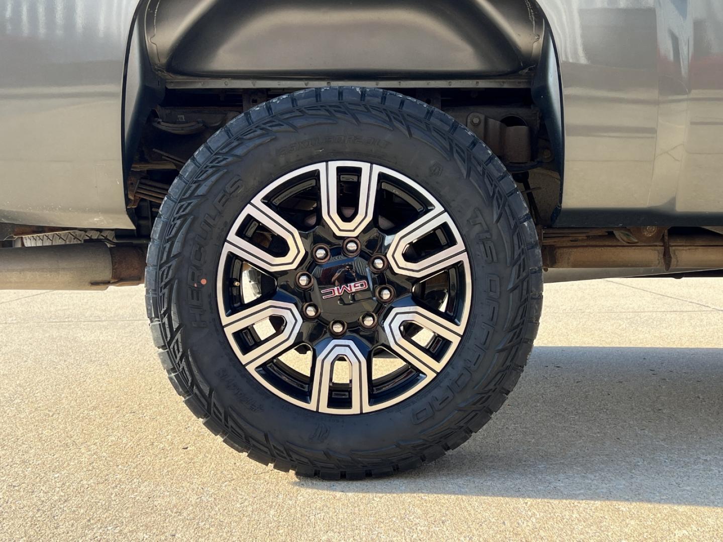 2011 GRAY /Tan Leather Chevrolet Silverado 3500HD LTZ Crew Cab 4WD (1GC4K1C8XBF) with an 6.6L V8 TURBO DIESEL engine, Automatic transmission, located at 2990 Old Orchard Rd., Jackson, MO, 63755, 37.354214, -89.612106 - 2011 Chevrolet Silverado 3500HD LTZ 108xxx miles 4x4 6.6L V8 Turbo Diesel Automatic Leather New Tires Navigation Power/Heated Seats Remote Start Cruise Power Windows/Locks/Mirrors We have financing available and we accept trades! Fill out a credit application on our website or come by to - Photo#36