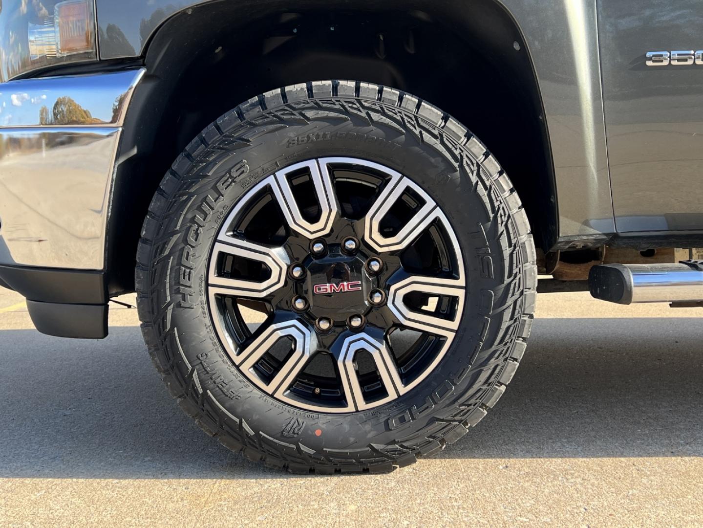 2011 GRAY /Tan Leather Chevrolet Silverado 3500HD LTZ Crew Cab 4WD (1GC4K1C8XBF) with an 6.6L V8 TURBO DIESEL engine, Automatic transmission, located at 2990 Old Orchard Rd., Jackson, MO, 63755, 37.354214, -89.612106 - 2011 Chevrolet Silverado 3500HD LTZ 108xxx miles 4x4 6.6L V8 Turbo Diesel Automatic Leather New Tires Navigation Power/Heated Seats Remote Start Cruise Power Windows/Locks/Mirrors We have financing available and we accept trades! Fill out a credit application on our website or come by to - Photo#34