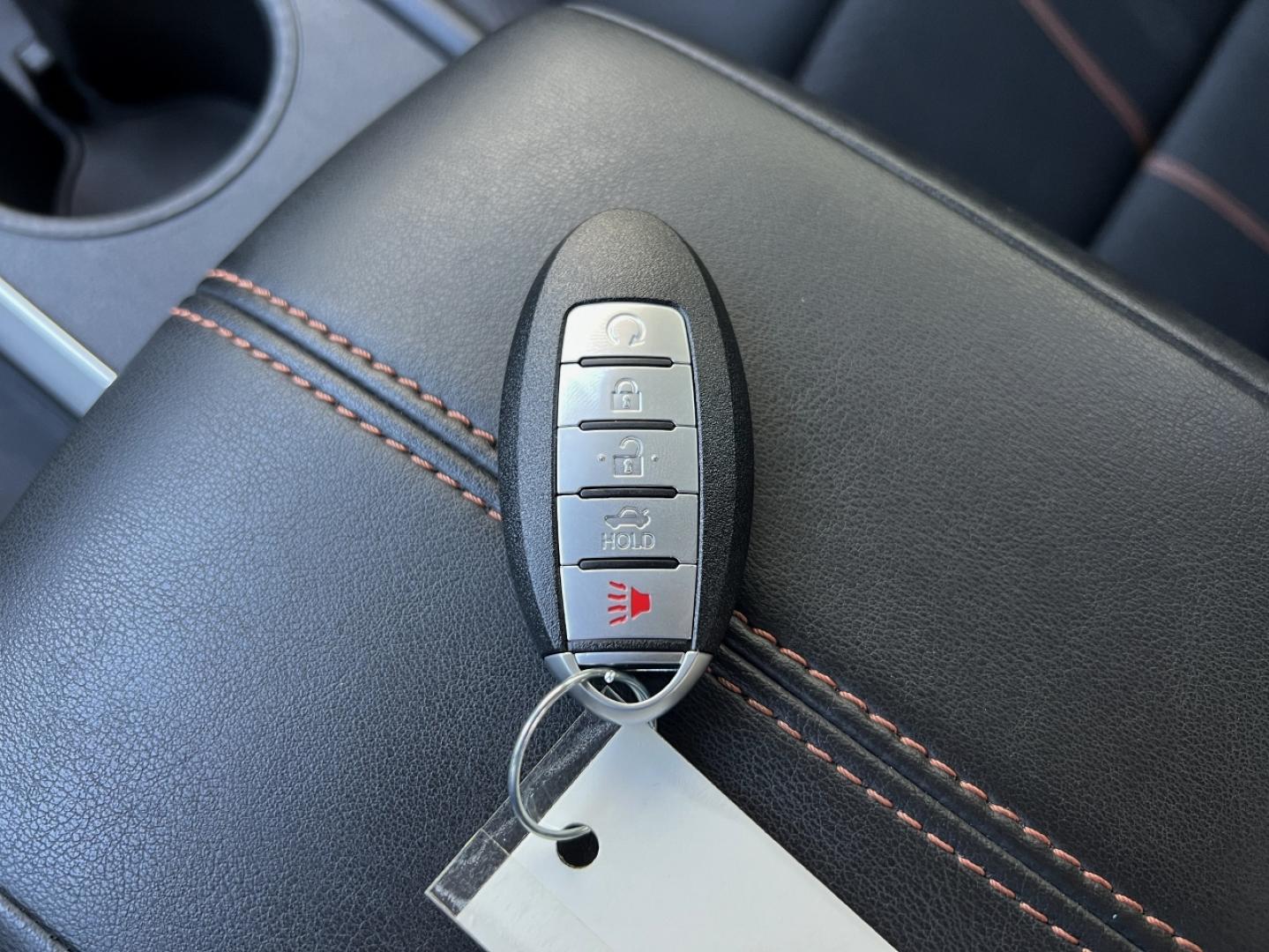 2020 GRAY /Black Leather Nissan Altima 2.5 SR (1N4BL4CV4LC) with an 2.5L 4 Cyl. engine, CVT transmission, located at 2990 Old Orchard Rd., Jackson, MO, 63755, 37.354214, -89.612106 - 2020 Nissan Altima SR 65xxx miles Front Wheel Drive 2.5L 4 Cyl. Automatic Leather Backup Camera Power Driver Seat Bluetooth Remote Start Cruise Power Windows/Locks/Mirrors We have financing available and we accept trades! Fill out a credit application on our website or come by today! If - Photo#4