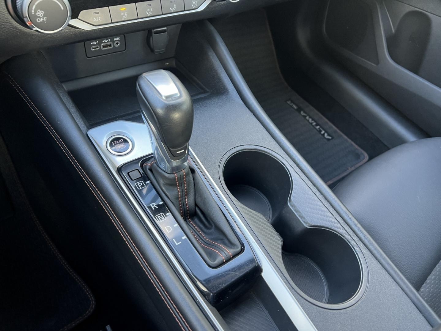 2020 GRAY /Black Leather Nissan Altima 2.5 SR (1N4BL4CV4LC) with an 2.5L 4 Cyl. engine, CVT transmission, located at 2990 Old Orchard Rd., Jackson, MO, 63755, 37.354214, -89.612106 - 2020 Nissan Altima SR 65xxx miles Front Wheel Drive 2.5L 4 Cyl. Automatic Leather Backup Camera Power Driver Seat Bluetooth Remote Start Cruise Power Windows/Locks/Mirrors We have financing available and we accept trades! Fill out a credit application on our website or come by today! If - Photo#21