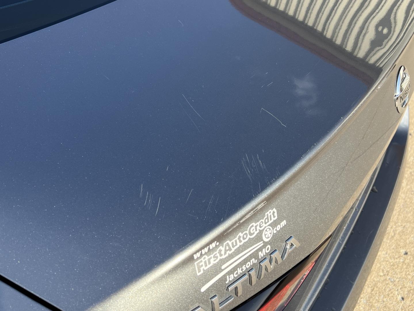 2020 GRAY /Black Leather Nissan Altima 2.5 SR (1N4BL4CV4LC) with an 2.5L 4 Cyl. engine, CVT transmission, located at 2990 Old Orchard Rd., Jackson, MO, 63755, 37.354214, -89.612106 - 2020 Nissan Altima SR 65xxx miles Front Wheel Drive 2.5L 4 Cyl. Automatic Leather Backup Camera Power Driver Seat Bluetooth Remote Start Cruise Power Windows/Locks/Mirrors We have financing available and we accept trades! Fill out a credit application on our website or come by today! If - Photo#36