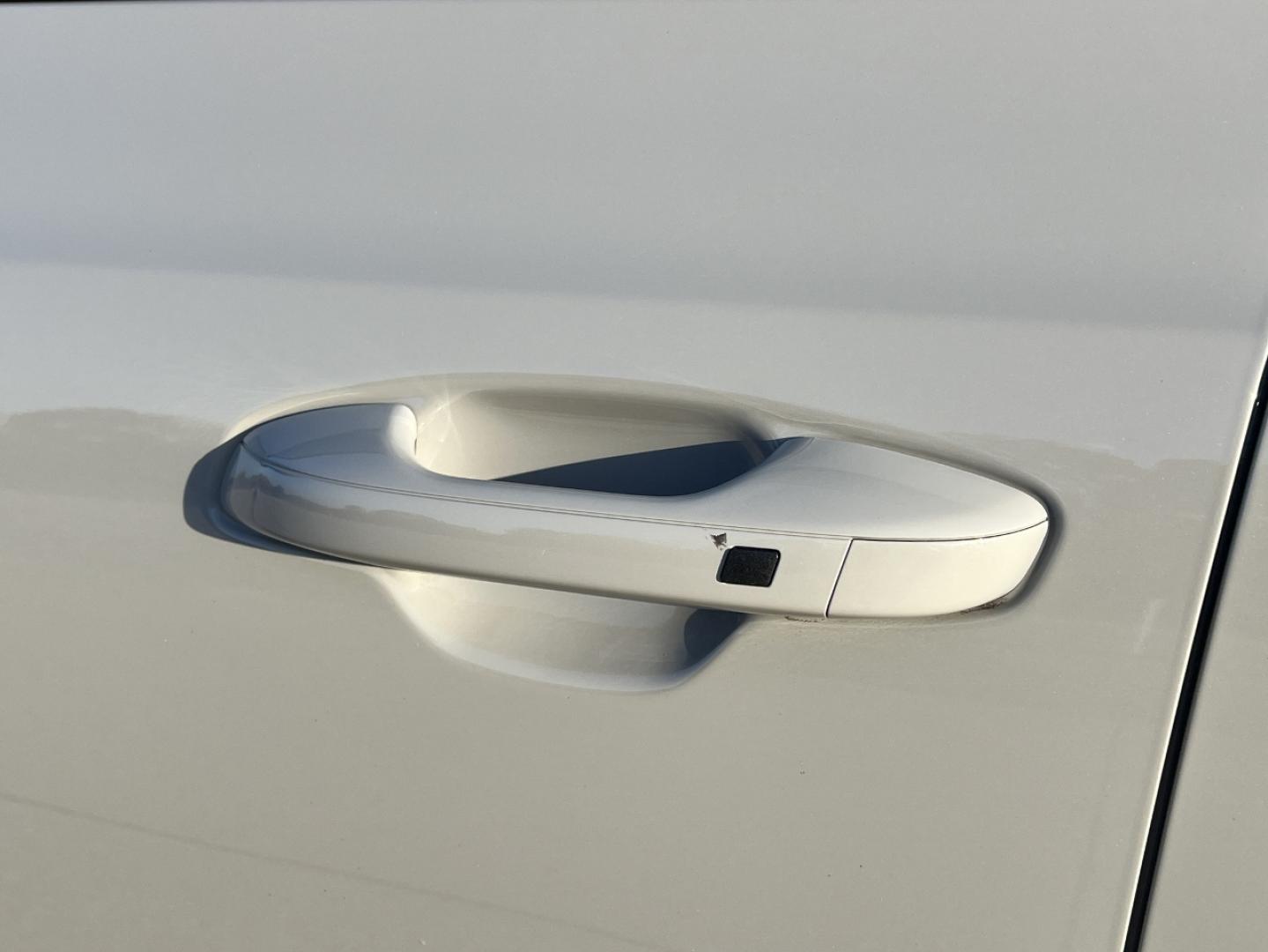 2022 GRAY /Black Leather Kia Telluride EX AWD (5XYP3DHC7NG) with an 3.8L V6 engine, Automatic transmission, located at 2990 Old Orchard Rd., Jackson, MO, 63755, 37.354214, -89.612106 - 2022 Kia Telluride EX 1-Owner 44xxx miles All Wheel Drive 3.8L V6 Automatic Leather 3rd Row Navigation Power/Heated/Cooled Seats Heated Steering Wheel Backup Camera Sunroof Bluetooth Remote Start Cruise Power Windows/Locks/Mirrors We have financing available and we accept trades! Fi - Photo#38