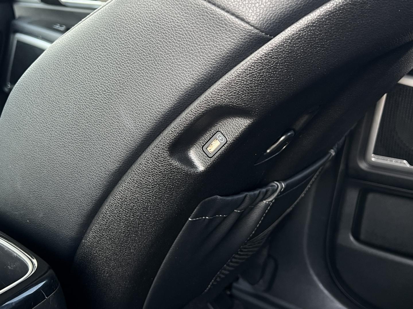 2022 GRAY /Black Leather Kia Telluride EX AWD (5XYP3DHC7NG) with an 3.8L V6 engine, Automatic transmission, located at 2990 Old Orchard Rd., Jackson, MO, 63755, 37.354214, -89.612106 - 2022 Kia Telluride EX 1-Owner 44xxx miles All Wheel Drive 3.8L V6 Automatic Leather 3rd Row Navigation Power/Heated/Cooled Seats Heated Steering Wheel Backup Camera Sunroof Bluetooth Remote Start Cruise Power Windows/Locks/Mirrors We have financing available and we accept trades! Fi - Photo#37