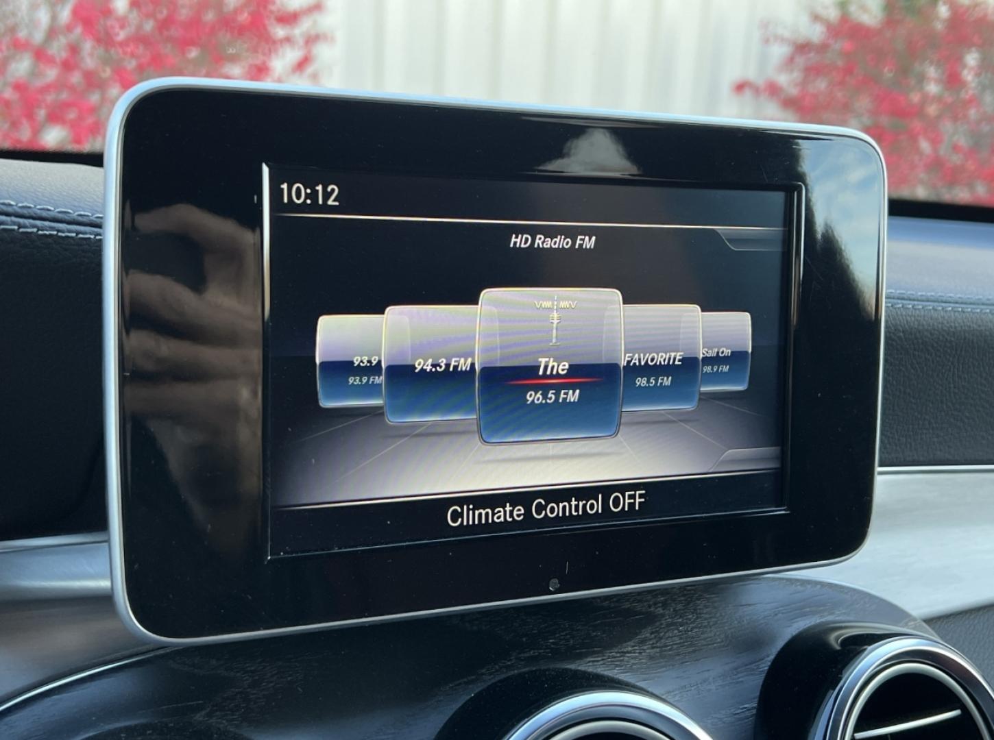 2019 WHITE /Red Leather Mercedes-Benz GLC-Class GLC300 4MATIC (WDC0J4KB3KF) with an 2.0L 4 Cyl. TURBO engine, Automatic transmission, located at 2990 Old Orchard Rd., Jackson, MO, 63755, 37.354214, -89.612106 - 2019 Mercedes-Benz GLC 300 4MATIC 1-Owner 89xxx miles All Wheel Drive 2.0L 4 Cyl. Automatic Leather Navigation Capability Backup Camera Power/Heated Seats Sunroof Bluetooth Cruise Power Windows/Locks/Mirrors We have financing available and we accept trades! Fill out a credit applicatio - Photo#26