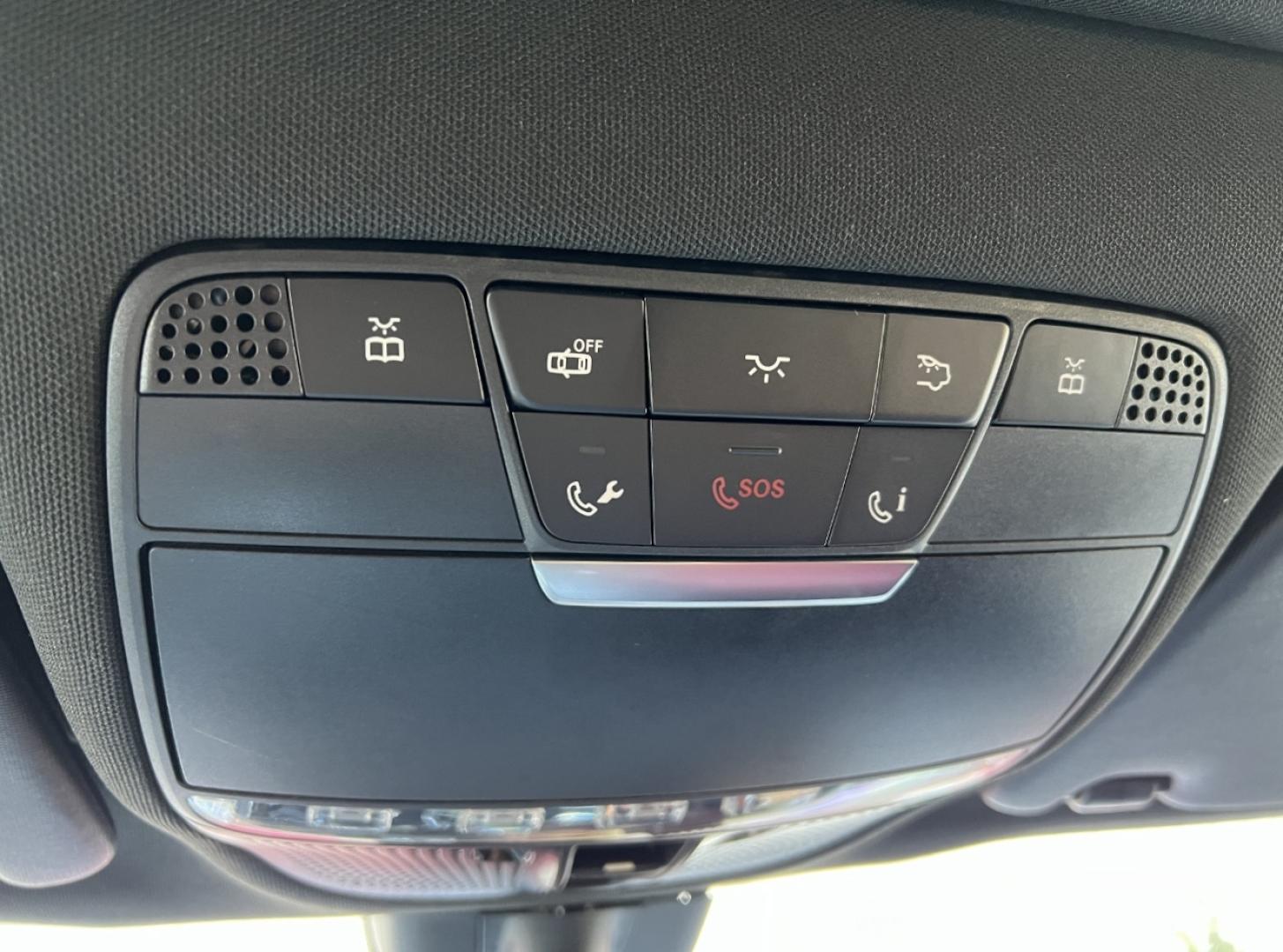 2019 WHITE /Red Leather Mercedes-Benz GLC-Class GLC300 4MATIC (WDC0J4KB3KF) with an 2.0L 4 Cyl. TURBO engine, Automatic transmission, located at 2990 Old Orchard Rd., Jackson, MO, 63755, 37.354214, -89.612106 - 2019 Mercedes-Benz GLC 300 4MATIC 1-Owner 89xxx miles All Wheel Drive 2.0L 4 Cyl. Automatic Leather Navigation Capability Backup Camera Power/Heated Seats Sunroof Bluetooth Cruise Power Windows/Locks/Mirrors We have financing available and we accept trades! Fill out a credit applicatio - Photo#33