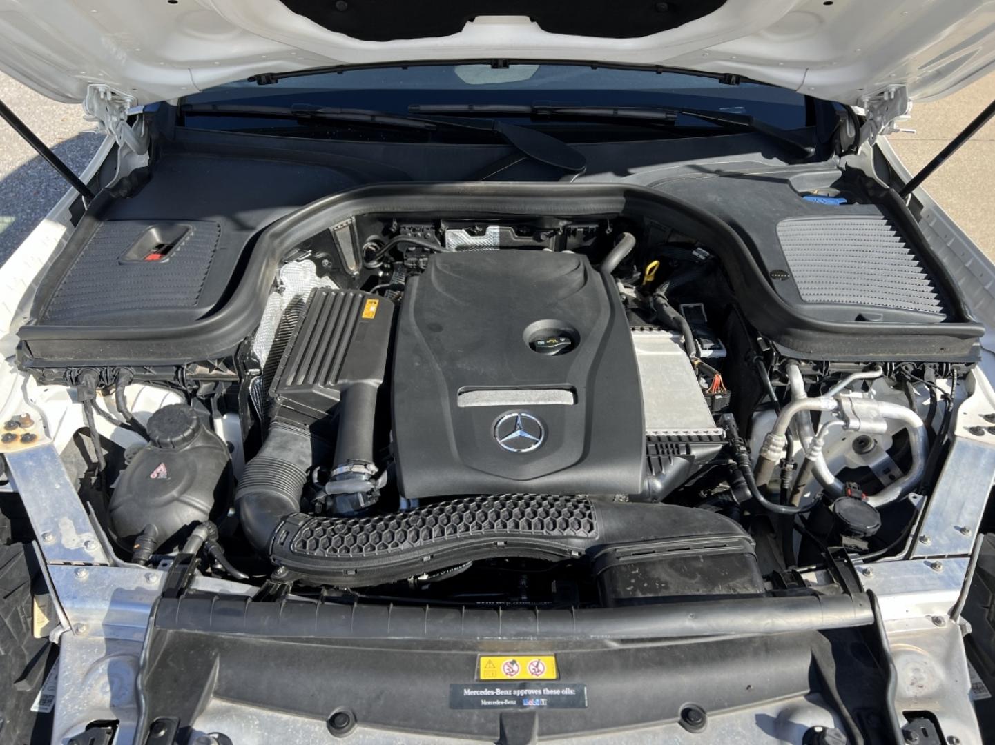 2019 WHITE /Red Leather Mercedes-Benz GLC-Class GLC300 4MATIC (WDC0J4KB3KF) with an 2.0L 4 Cyl. TURBO engine, Automatic transmission, located at 2990 Old Orchard Rd., Jackson, MO, 63755, 37.354214, -89.612106 - 2019 Mercedes-Benz GLC 300 4MATIC 1-Owner 89xxx miles All Wheel Drive 2.0L 4 Cyl. Automatic Leather Navigation Capability Backup Camera Power/Heated Seats Sunroof Bluetooth Cruise Power Windows/Locks/Mirrors We have financing available and we accept trades! Fill out a credit applicatio - Photo#37