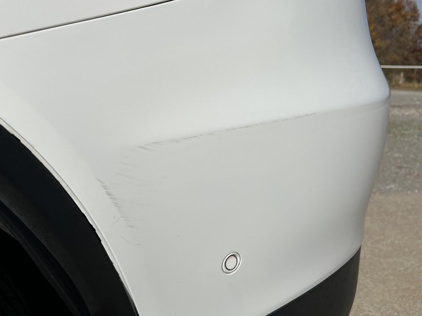 2019 WHITE /Red Leather Mercedes-Benz GLC-Class GLC300 4MATIC (WDC0J4KB3KF) with an 2.0L 4 Cyl. TURBO engine, Automatic transmission, located at 2990 Old Orchard Rd., Jackson, MO, 63755, 37.354214, -89.612106 - 2019 Mercedes-Benz GLC 300 4MATIC 1-Owner 89xxx miles All Wheel Drive 2.0L 4 Cyl. Automatic Leather Navigation Capability Backup Camera Power/Heated Seats Sunroof Bluetooth Cruise Power Windows/Locks/Mirrors We have financing available and we accept trades! Fill out a credit applicatio - Photo#45