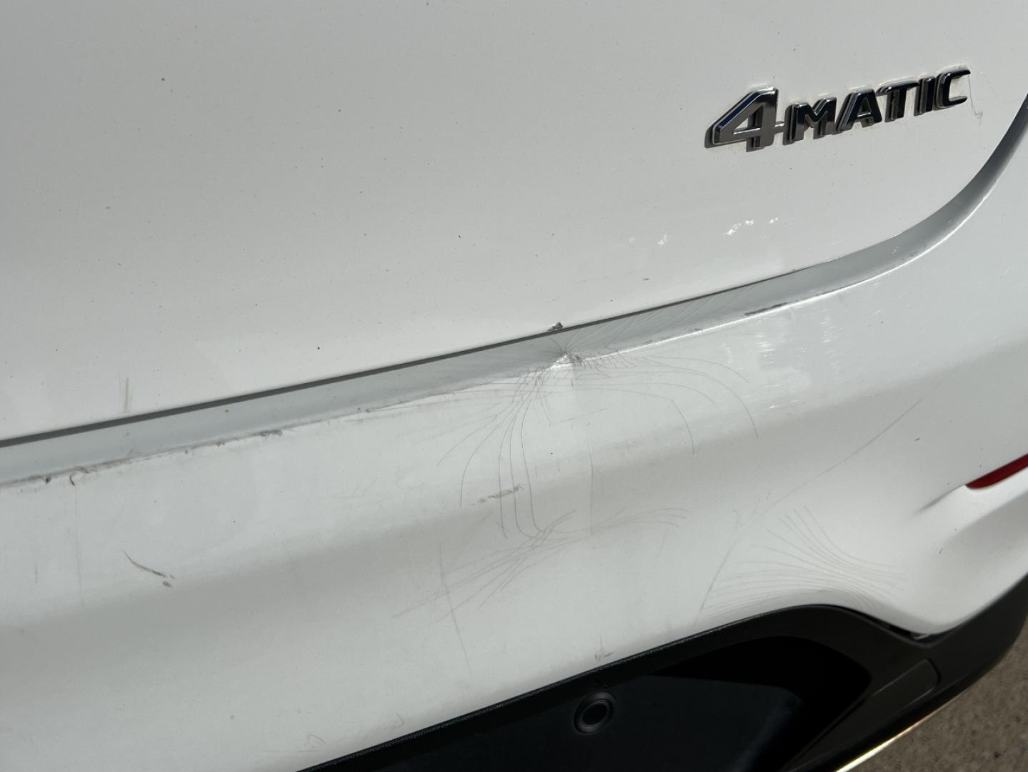 2019 WHITE /Red Leather Mercedes-Benz GLC-Class GLC300 4MATIC (WDC0J4KB3KF) with an 2.0L 4 Cyl. TURBO engine, Automatic transmission, located at 2990 Old Orchard Rd., Jackson, MO, 63755, 37.354214, -89.612106 - 2019 Mercedes-Benz GLC 300 4MATIC 1-Owner 89xxx miles All Wheel Drive 2.0L 4 Cyl. Automatic Leather Navigation Capability Backup Camera Power/Heated Seats Sunroof Bluetooth Cruise Power Windows/Locks/Mirrors We have financing available and we accept trades! Fill out a credit applicatio - Photo#47