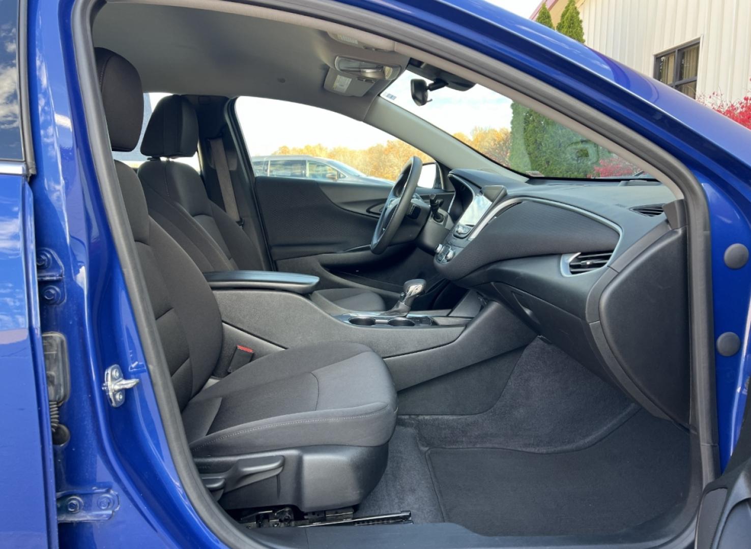 2023 BLUE /Black Cloth Chevrolet Malibu 1LT (1G1ZD5STXPF) with an 1.5L 4 Cyl. engine, Automatic transmission, located at 2990 Old Orchard Rd., Jackson, MO, 63755, 37.354214, -89.612106 - 2023 Chevrolet Malibu LT 1-Owner 69xxx miles Front Wheel Drive 1.5L 4 Cyl. Automatic Backup Camera Heated Seats Power Driver Seat Bluetooth Remote Start Cruise Power Windows/Locks/Mirrors We have financing available and we accept trades! Fill out a credit application on our website or c - Photo#16