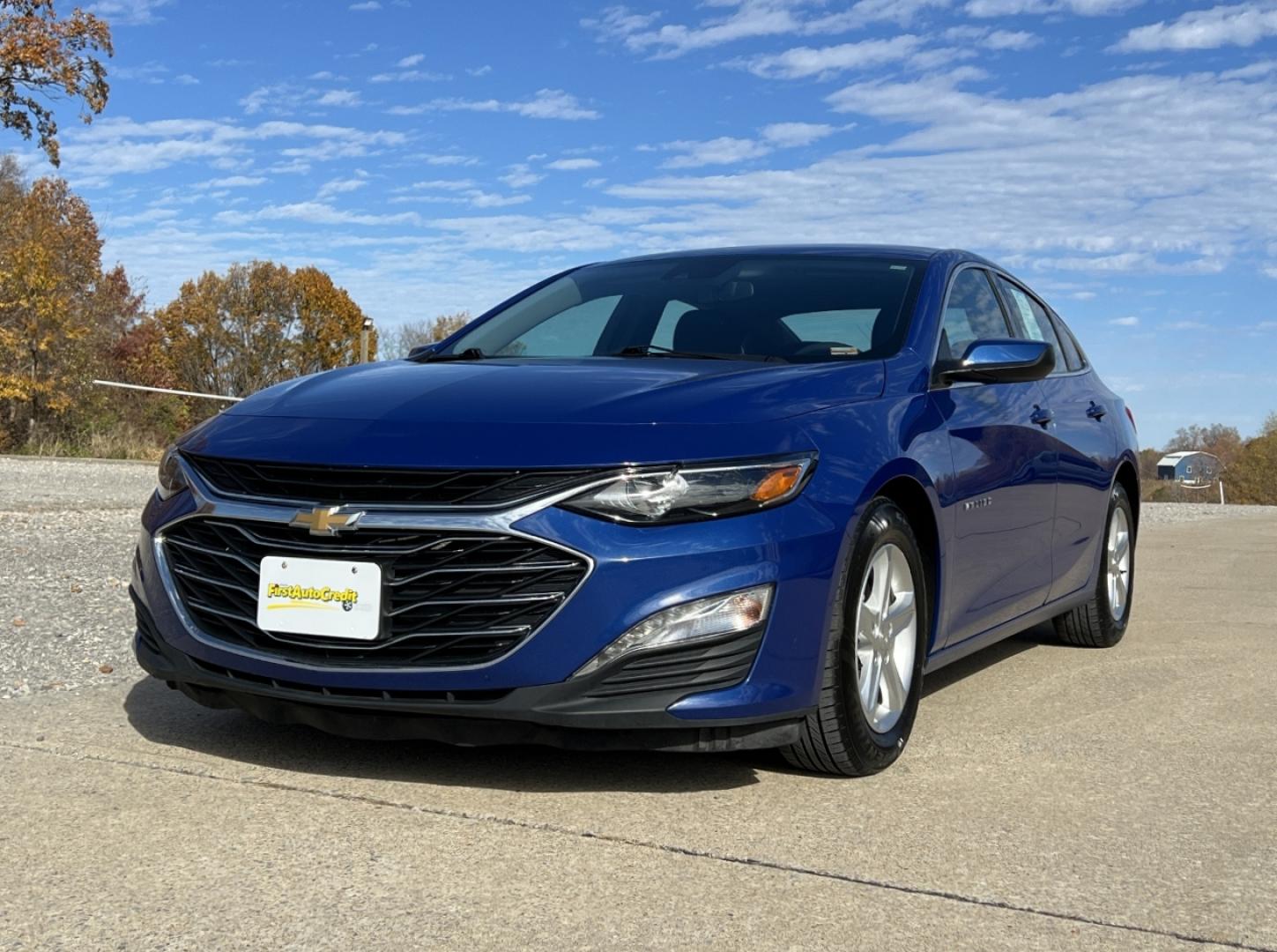 2023 BLUE /Black Cloth Chevrolet Malibu 1LT (1G1ZD5STXPF) with an 1.5L 4 Cyl. engine, Automatic transmission, located at 2990 Old Orchard Rd., Jackson, MO, 63755, 37.354214, -89.612106 - 2023 Chevrolet Malibu LT 1-Owner 69xxx miles Front Wheel Drive 1.5L 4 Cyl. Automatic Backup Camera Heated Seats Power Driver Seat Bluetooth Remote Start Cruise Power Windows/Locks/Mirrors We have financing available and we accept trades! Fill out a credit application on our website or c - Photo#6