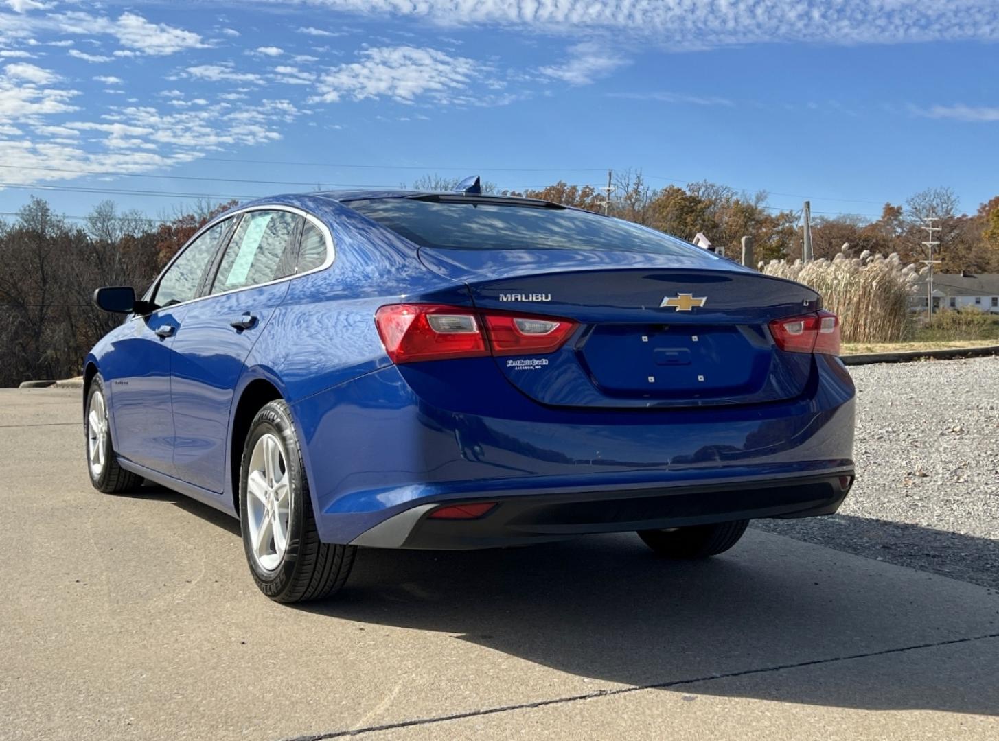 2023 BLUE /Black Cloth Chevrolet Malibu 1LT (1G1ZD5STXPF) with an 1.5L 4 Cyl. engine, Automatic transmission, located at 2990 Old Orchard Rd., Jackson, MO, 63755, 37.354214, -89.612106 - 2023 Chevrolet Malibu LT 1-Owner 69xxx miles Front Wheel Drive 1.5L 4 Cyl. Automatic Backup Camera Heated Seats Power Driver Seat Bluetooth Remote Start Cruise Power Windows/Locks/Mirrors We have financing available and we accept trades! Fill out a credit application on our website or c - Photo#10