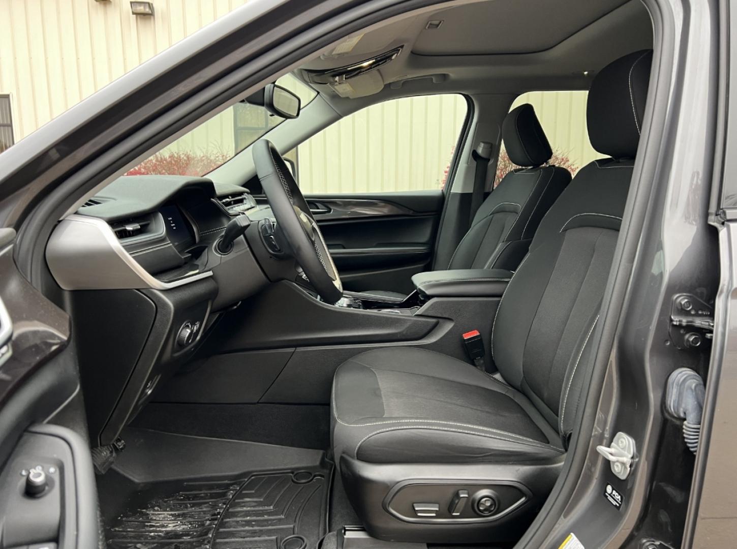 2022 GRAY /Black Cloth Jeep Grand Cherokee L Laredo 4WD (1C4RJKAG5N8) with an 3.6L V6 engine, Automatic transmission, located at 2990 Old Orchard Rd., Jackson, MO, 63755, 37.354214, -89.612106 - 2022 Jeep Grand Cherokee L Laredo 1-Owner 60xxx miles 4 Wheel Drive 3.6L V6 Automatic 3rd Row Backup Camera Heated Seats Power Driver Seat Heated Steering Wheel Sunroof Bluetooth Remote Start Cruise Power Windows/Locks/Mirrors We have financing available and we accept trades! Fill ou - Photo#15