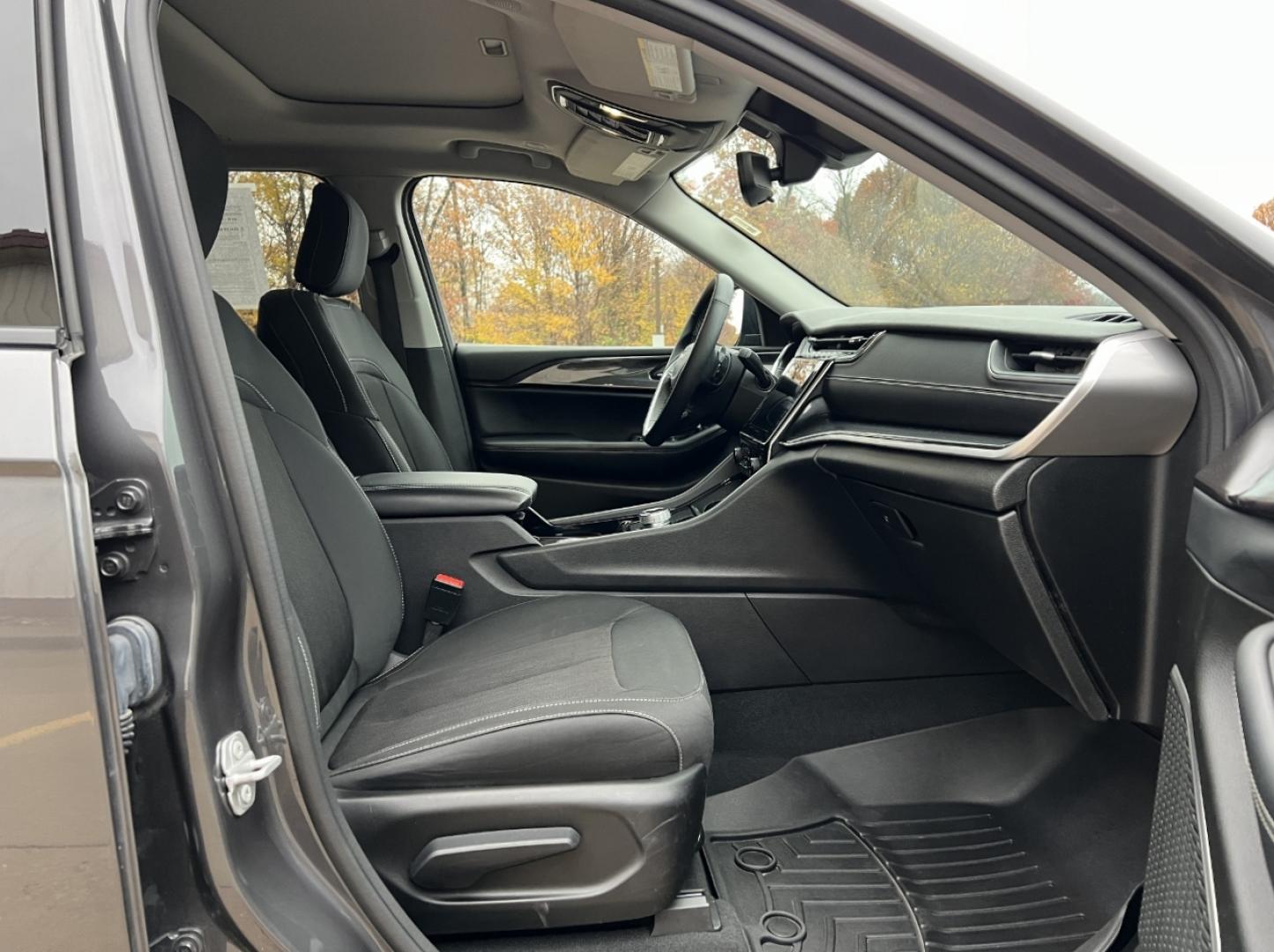 2022 GRAY /Black Cloth Jeep Grand Cherokee L Laredo 4WD (1C4RJKAG5N8) with an 3.6L V6 engine, Automatic transmission, located at 2990 Old Orchard Rd., Jackson, MO, 63755, 37.354214, -89.612106 - 2022 Jeep Grand Cherokee L Laredo 1-Owner 60xxx miles 4 Wheel Drive 3.6L V6 Automatic 3rd Row Backup Camera Heated Seats Power Driver Seat Heated Steering Wheel Sunroof Bluetooth Remote Start Cruise Power Windows/Locks/Mirrors We have financing available and we accept trades! Fill ou - Photo#17