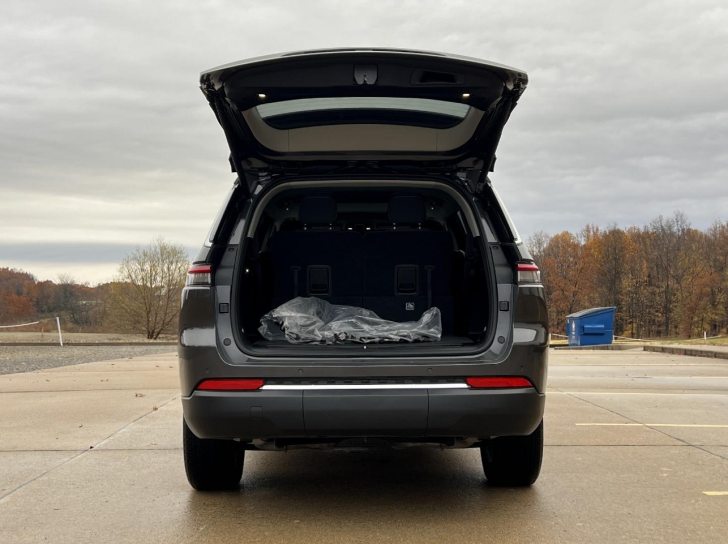 2022 GRAY /Black Cloth Jeep Grand Cherokee L Laredo 4WD (1C4RJKAG5N8) with an 3.6L V6 engine, Automatic transmission, located at 2990 Old Orchard Rd., Jackson, MO, 63755, 37.354214, -89.612106 - 2022 Jeep Grand Cherokee L Laredo 1-Owner 60xxx miles 4 Wheel Drive 3.6L V6 Automatic 3rd Row Backup Camera Heated Seats Power Driver Seat Heated Steering Wheel Sunroof Bluetooth Remote Start Cruise Power Windows/Locks/Mirrors We have financing available and we accept trades! Fill ou - Photo#21