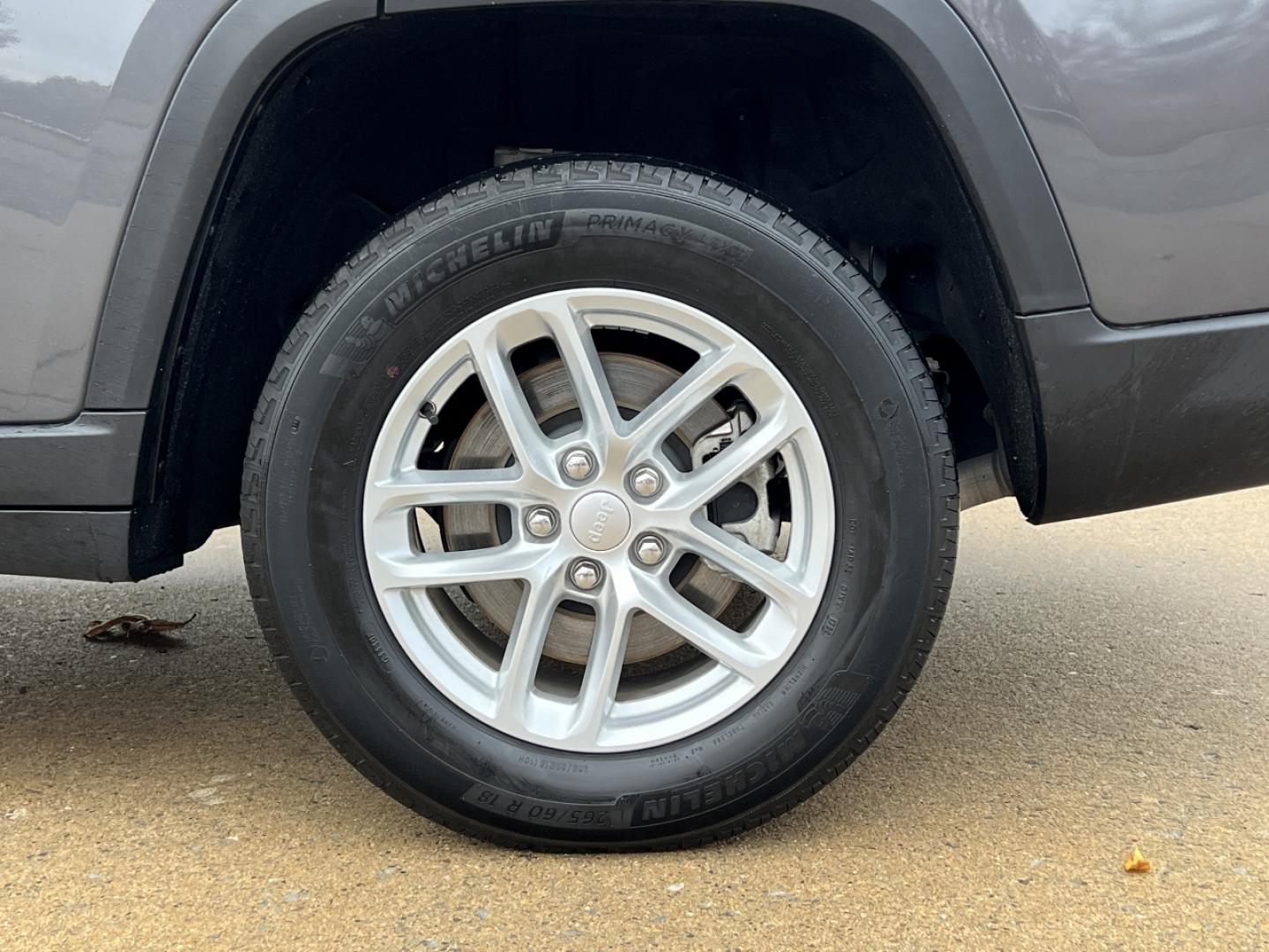 2022 GRAY /Black Cloth Jeep Grand Cherokee L Laredo 4WD (1C4RJKAG5N8) with an 3.6L V6 engine, Automatic transmission, located at 2990 Old Orchard Rd., Jackson, MO, 63755, 37.354214, -89.612106 - 2022 Jeep Grand Cherokee L Laredo 1-Owner 60xxx miles 4 Wheel Drive 3.6L V6 Automatic 3rd Row Backup Camera Heated Seats Power Driver Seat Heated Steering Wheel Sunroof Bluetooth Remote Start Cruise Power Windows/Locks/Mirrors We have financing available and we accept trades! Fill ou - Photo#40