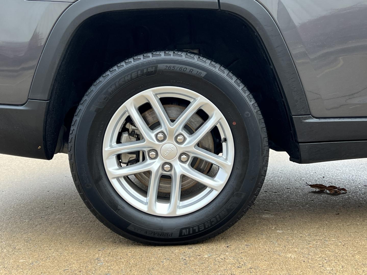 2022 GRAY /Black Cloth Jeep Grand Cherokee L Laredo 4WD (1C4RJKAG5N8) with an 3.6L V6 engine, Automatic transmission, located at 2990 Old Orchard Rd., Jackson, MO, 63755, 37.354214, -89.612106 - 2022 Jeep Grand Cherokee L Laredo 1-Owner 60xxx miles 4 Wheel Drive 3.6L V6 Automatic 3rd Row Backup Camera Heated Seats Power Driver Seat Heated Steering Wheel Sunroof Bluetooth Remote Start Cruise Power Windows/Locks/Mirrors We have financing available and we accept trades! Fill ou - Photo#41