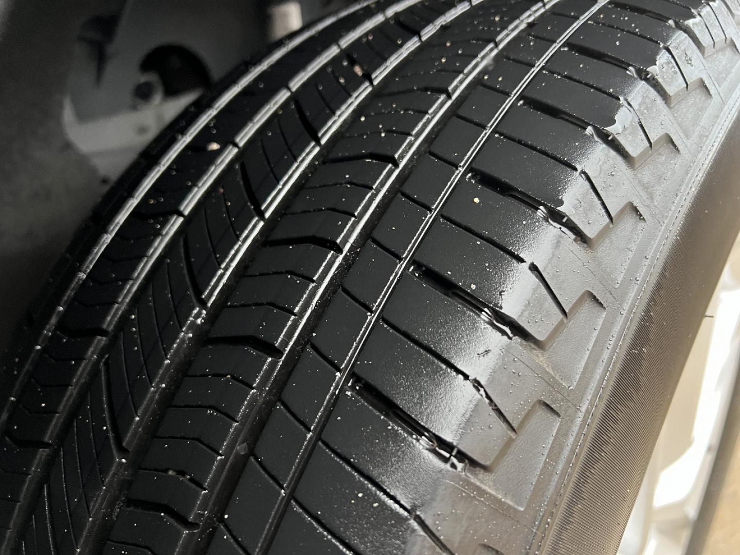 2022 GRAY /Black Cloth Jeep Grand Cherokee L Laredo 4WD (1C4RJKAG5N8) with an 3.6L V6 engine, Automatic transmission, located at 2990 Old Orchard Rd., Jackson, MO, 63755, 37.354214, -89.612106 - 2022 Jeep Grand Cherokee L Laredo 1-Owner 60xxx miles 4 Wheel Drive 3.6L V6 Automatic 3rd Row Backup Camera Heated Seats Power Driver Seat Heated Steering Wheel Sunroof Bluetooth Remote Start Cruise Power Windows/Locks/Mirrors We have financing available and we accept trades! Fill ou - Photo#38