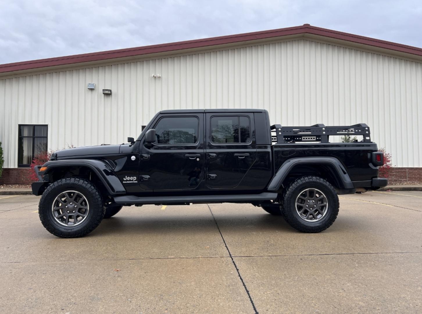 2021 BLACK /Black Leather Jeep Gladiator Overland (1C6HJTFG3ML) with an 3.6L V6 engine, Automatic transmission, located at 2990 Old Orchard Rd., Jackson, MO, 63755, 37.354214, -89.612106 - 2021 Jeep Gladiator Overland 1-Owner 98xxx miles 4x4 3.6L V6 Automatic Leather New Tires Navigation Heated Seats Heated Steering Wheel Backup Camera Bluetooth Remote Start Cruise Power Windows/Locks/Mirrors We have financing available and we accept trades! Fill out a credit applicati - Photo#8